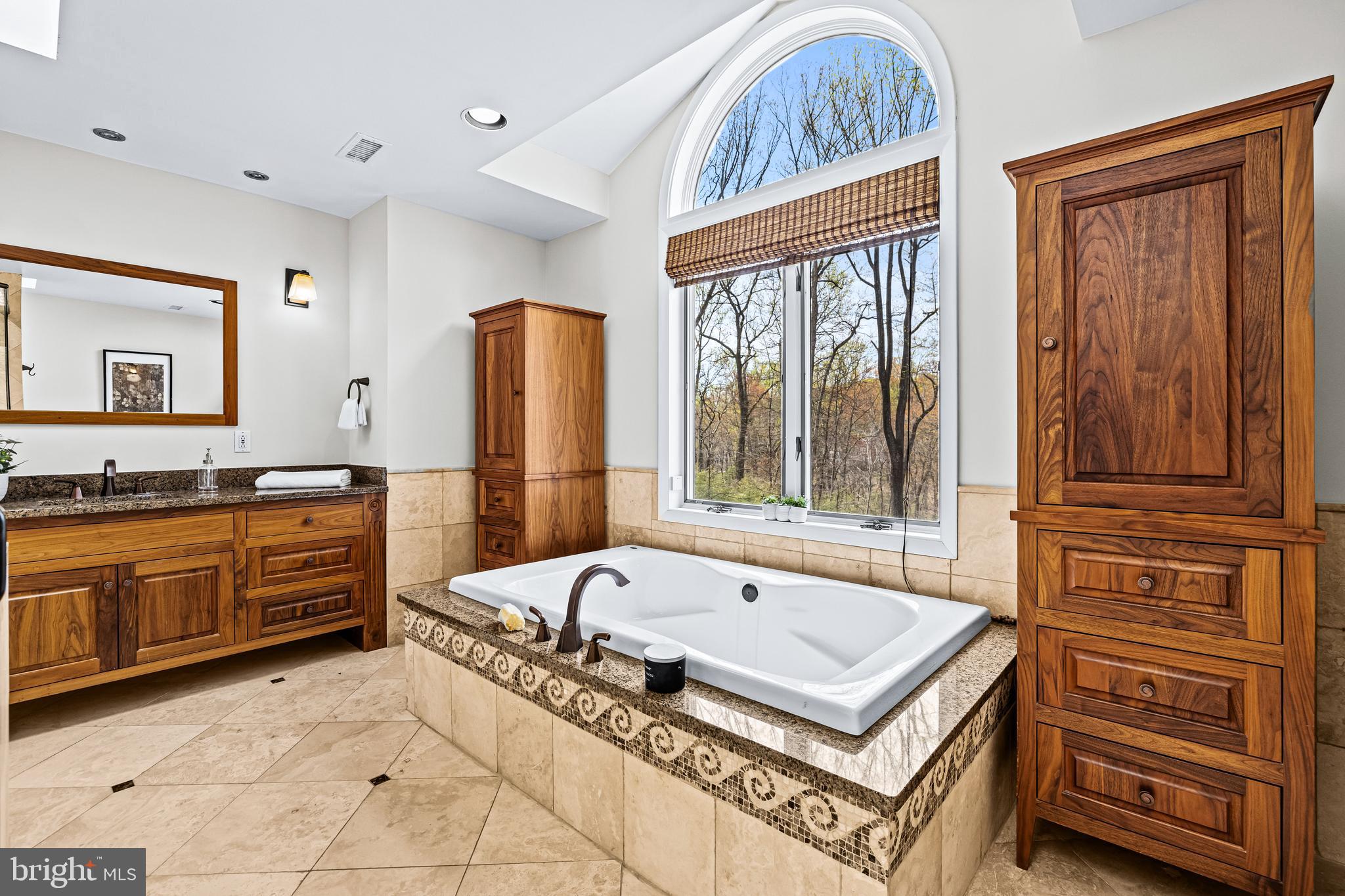 WOODSYDE HEIGHTS - Residential