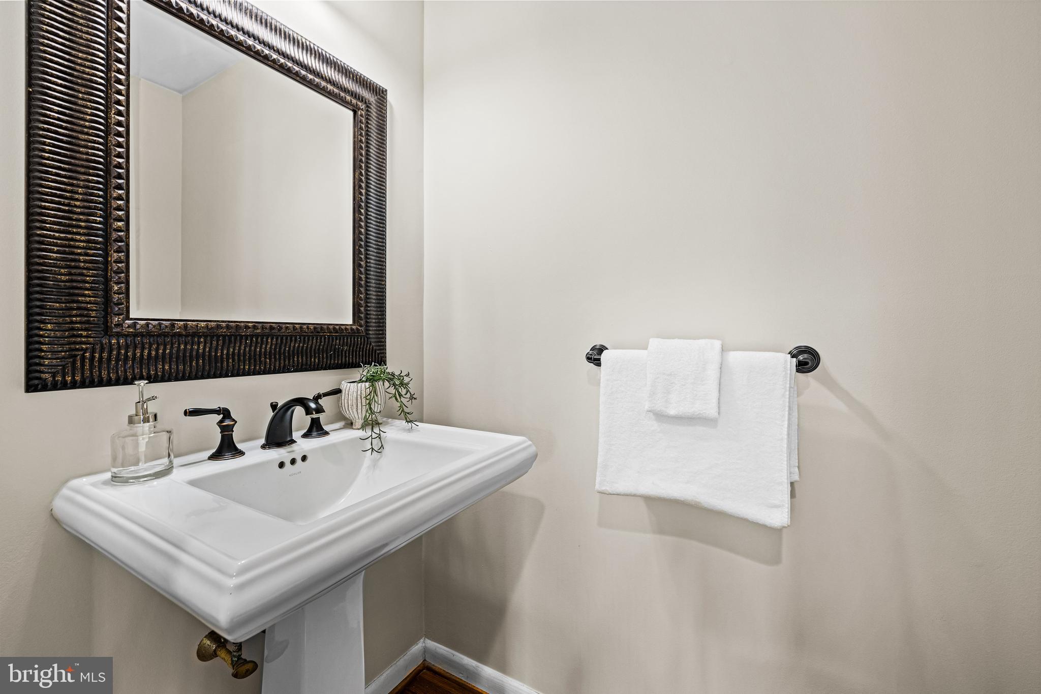 WOODSYDE HEIGHTS - Residential