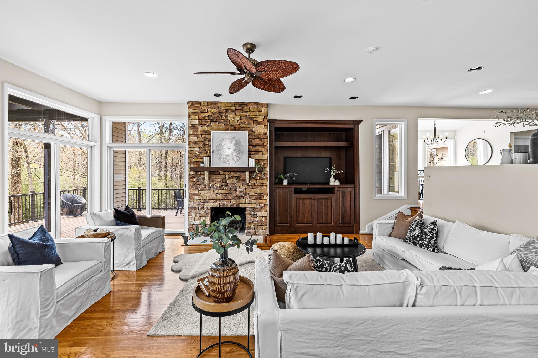 WOODSYDE HEIGHTS - Residential