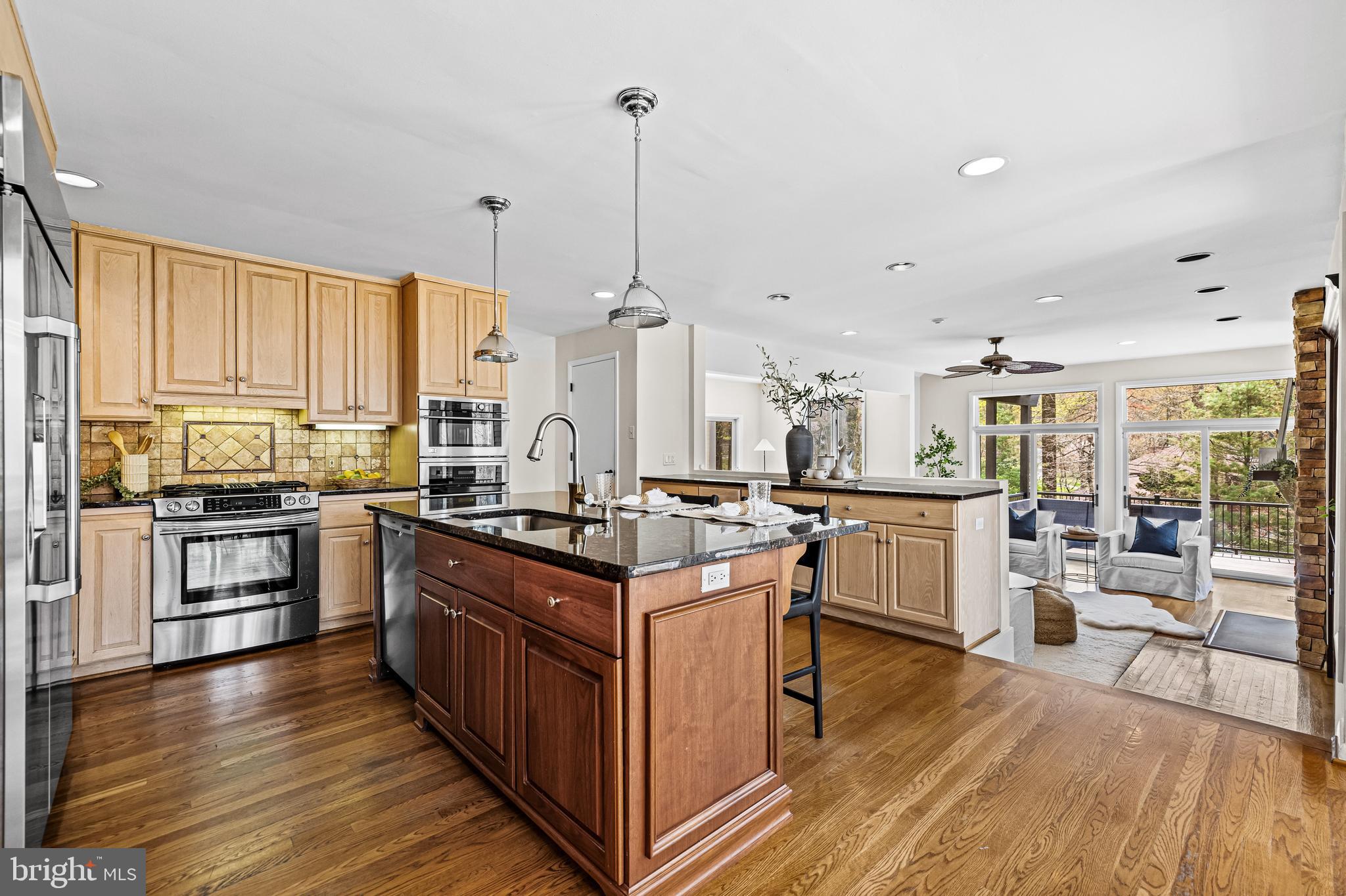 WOODSYDE HEIGHTS - Residential