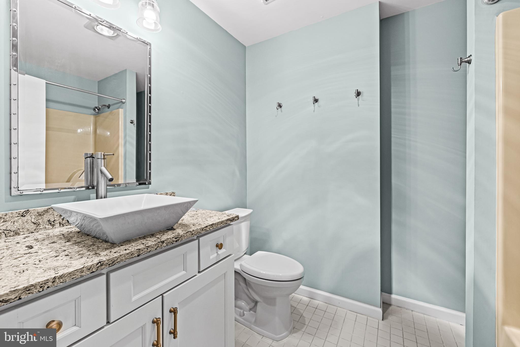 WOODSYDE HEIGHTS - Residential