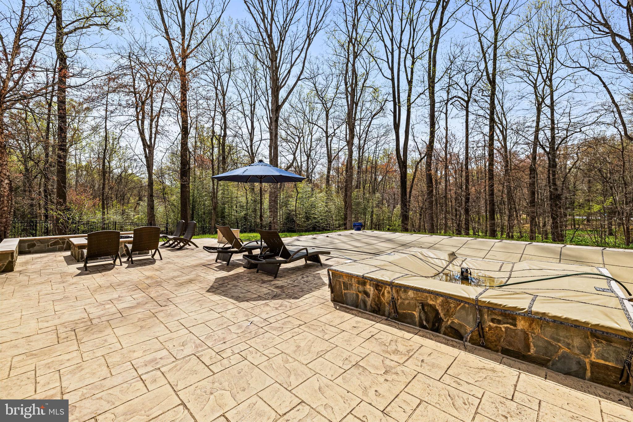 WOODSYDE HEIGHTS - Residential