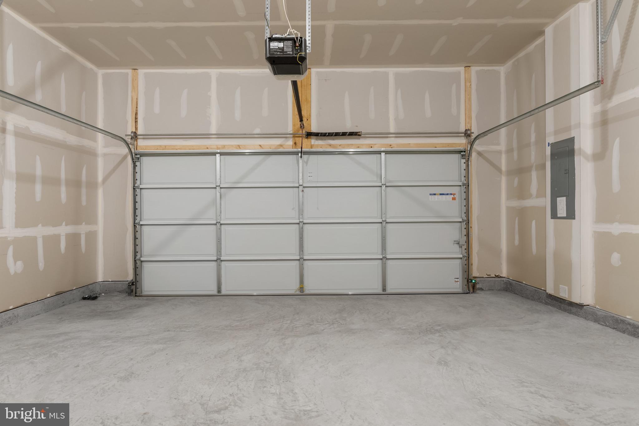 WILDERNESS SHORES - Residential