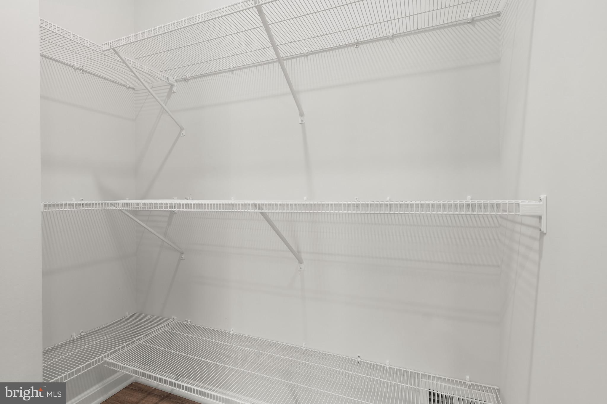 WILDERNESS SHORES - Residential