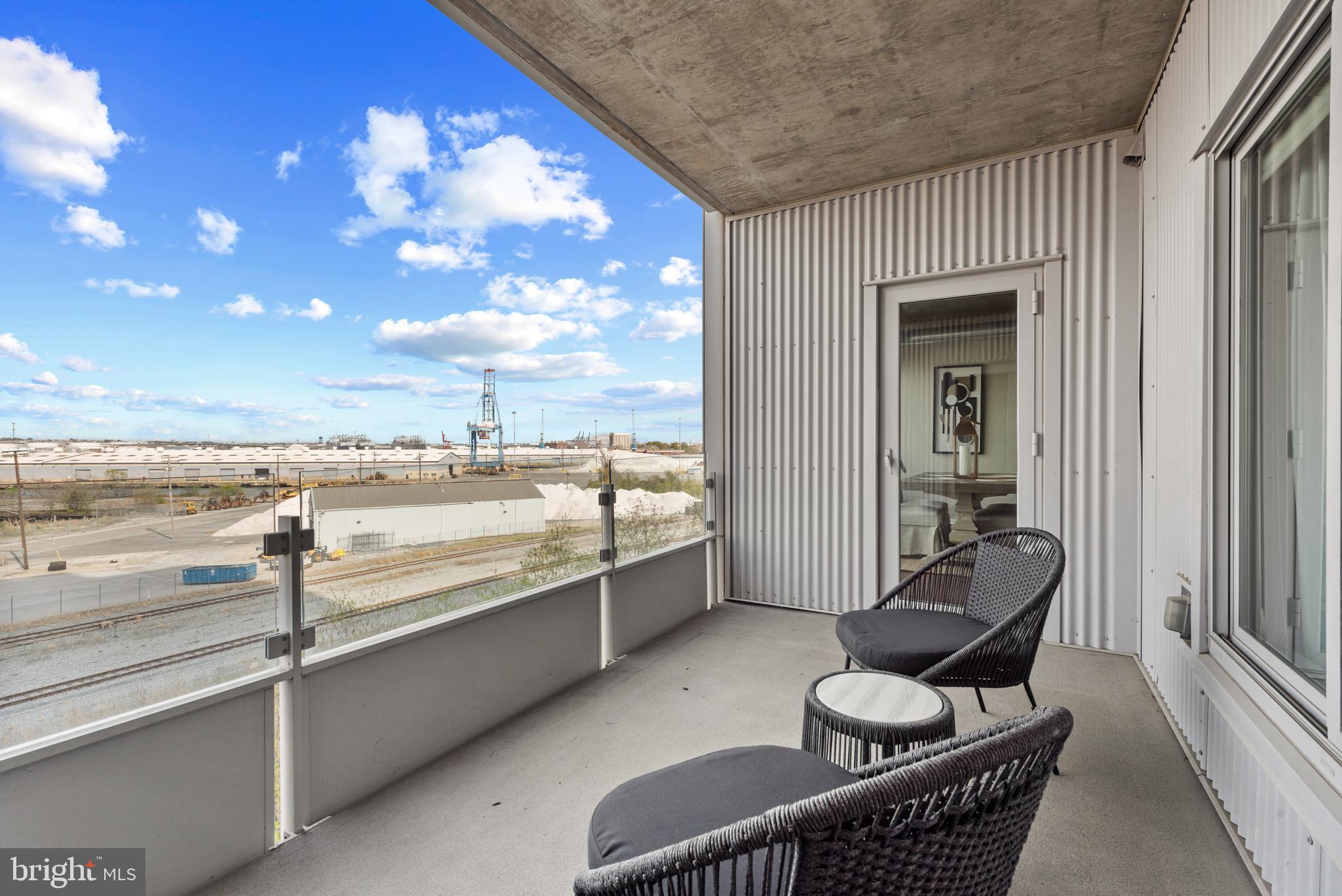 LOCUST POINT - Residential Lease