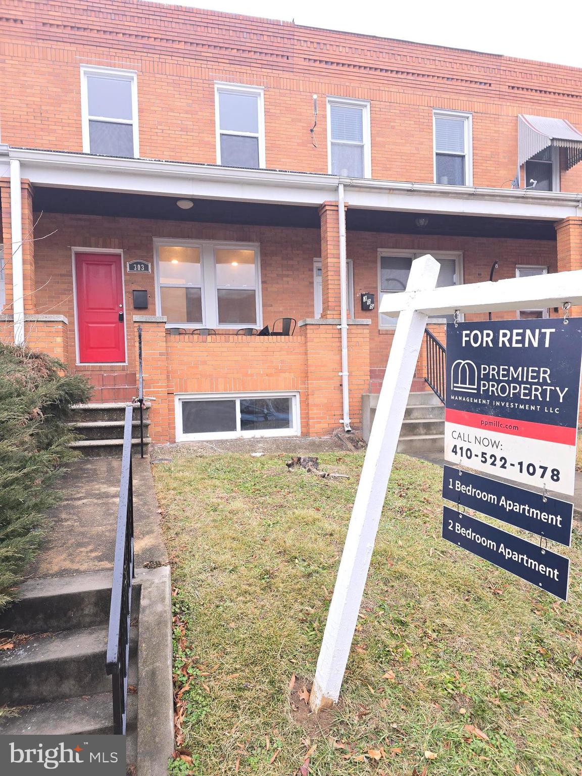 Welcome to the cozy 2 bedroom, 2 bathroom apartment in Southeast Baltimore! This charming unit features new wall to wall carpet throughout, newly painted walls, and recessed lighting for a modern touch. The updated kitchen boasts stainless steel appliances, kitchen backsplash, and updated cabinets for a sleek look. Enjoy the convenience of a washer/dryer, garbage disposal, dishwasher, and refrigerator included in the unit. Stay comfortable year-round with central air conditioning. Located just minutes from Downtown and close to I-95, this apartment is perfect for those looking for a convenient city living experience. Water is included in the rent, making budgeting a breeze. Don't miss out on this opportunity to call this apartment home!
Application Qualifications: Minimum monthly income 3 times the tenant’s portion of the monthly rent, acceptable rental history, credit history and criminal history, which all must be verifiable. The application fee is $40 per adult which is non-refundable. They must submit their two most recent pay-stubs along with picture I.D.