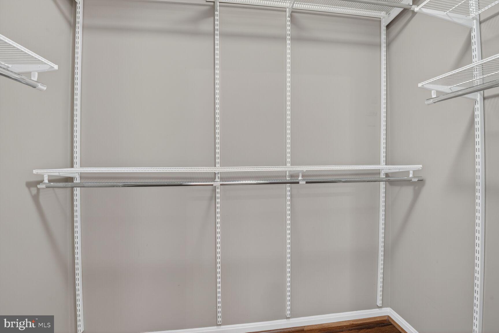 WHITLEY PARK CONDOMINIUM - Residential