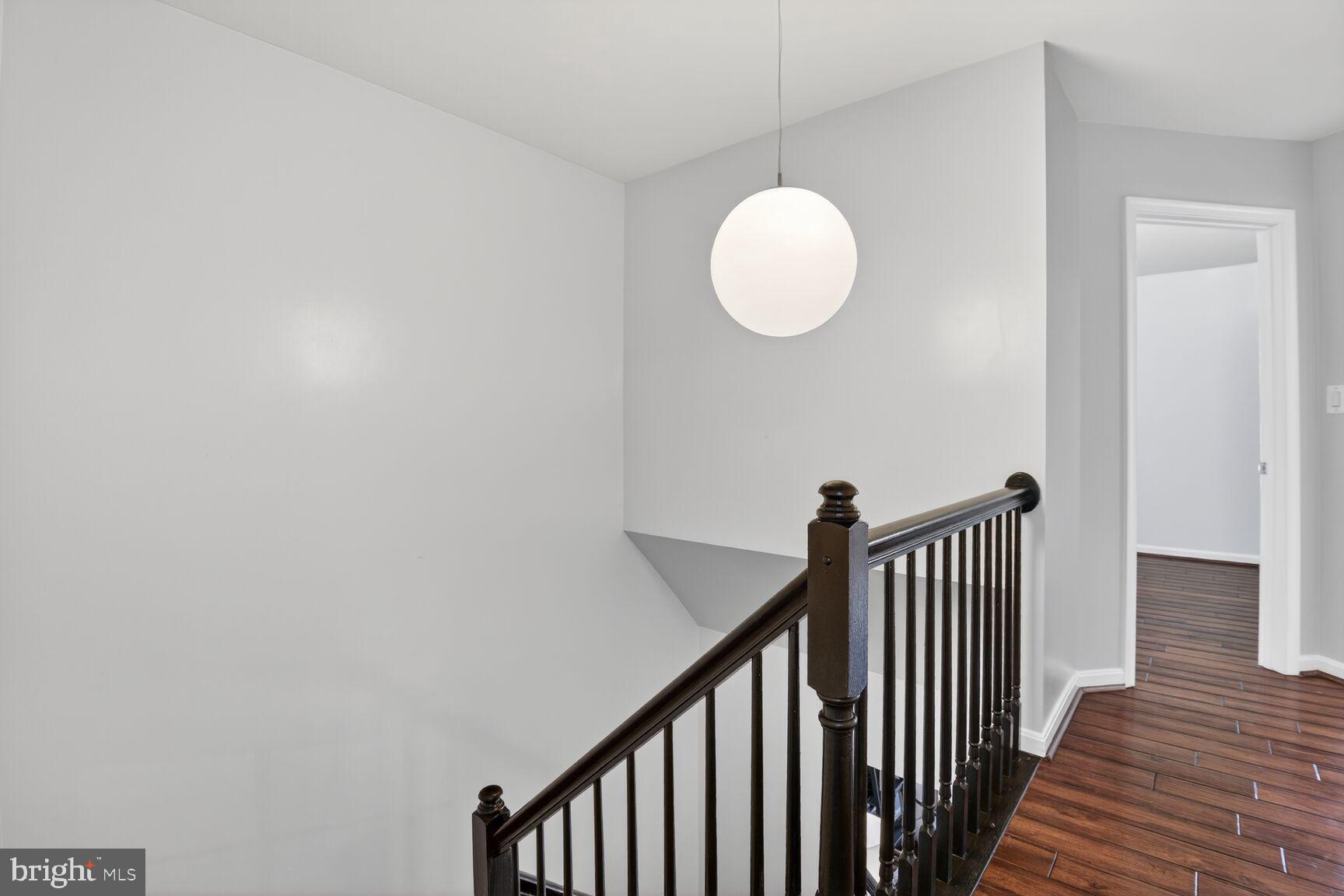 WHITLEY PARK CONDOMINIUM - Residential