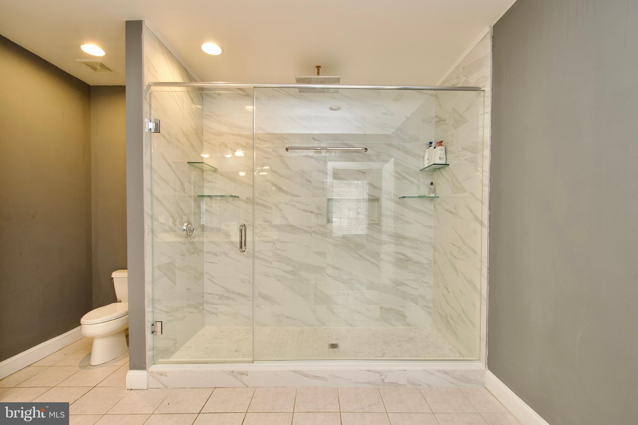 CAVES VALLEY - Residential