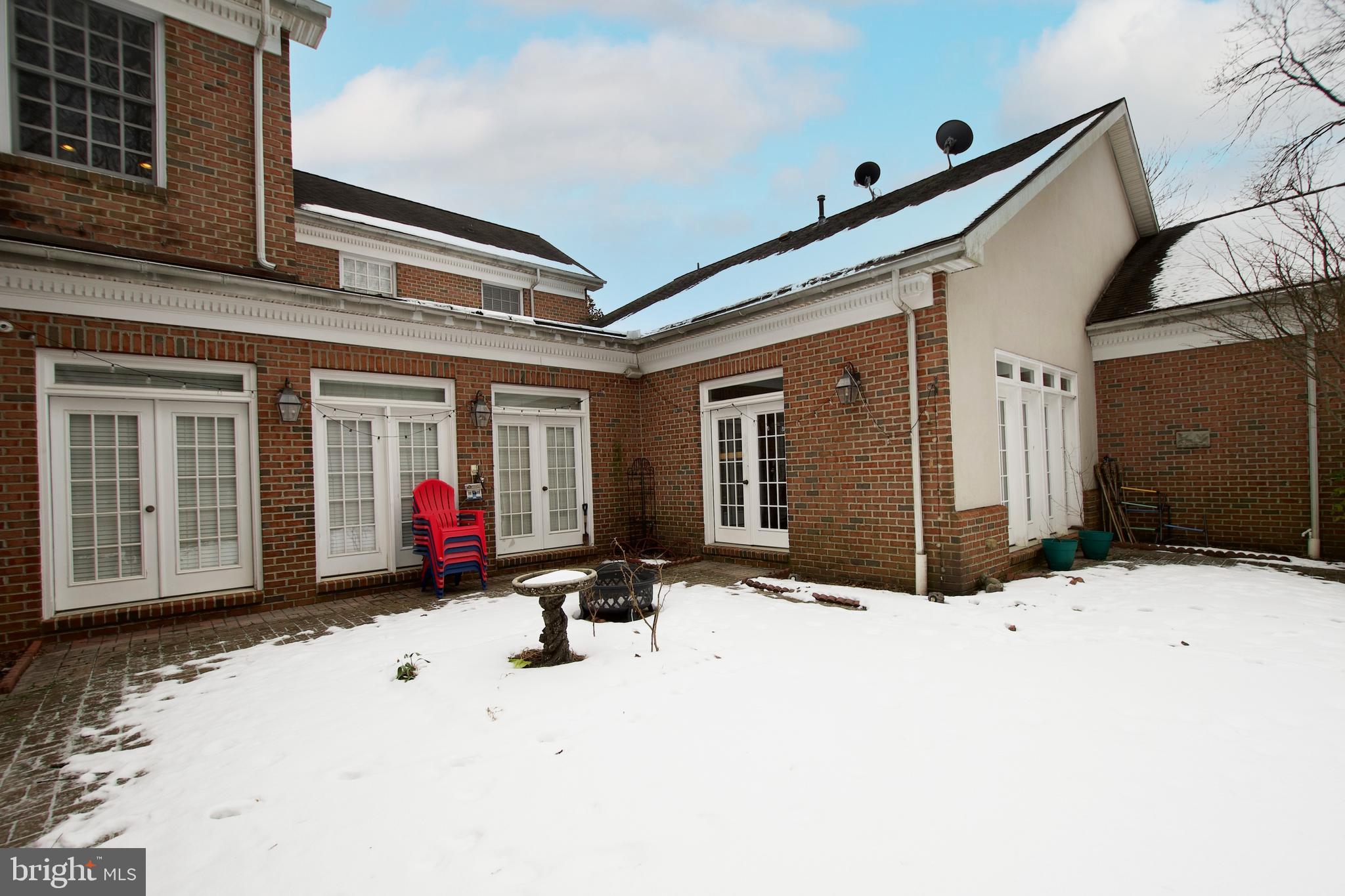 CAVES VALLEY - Residential