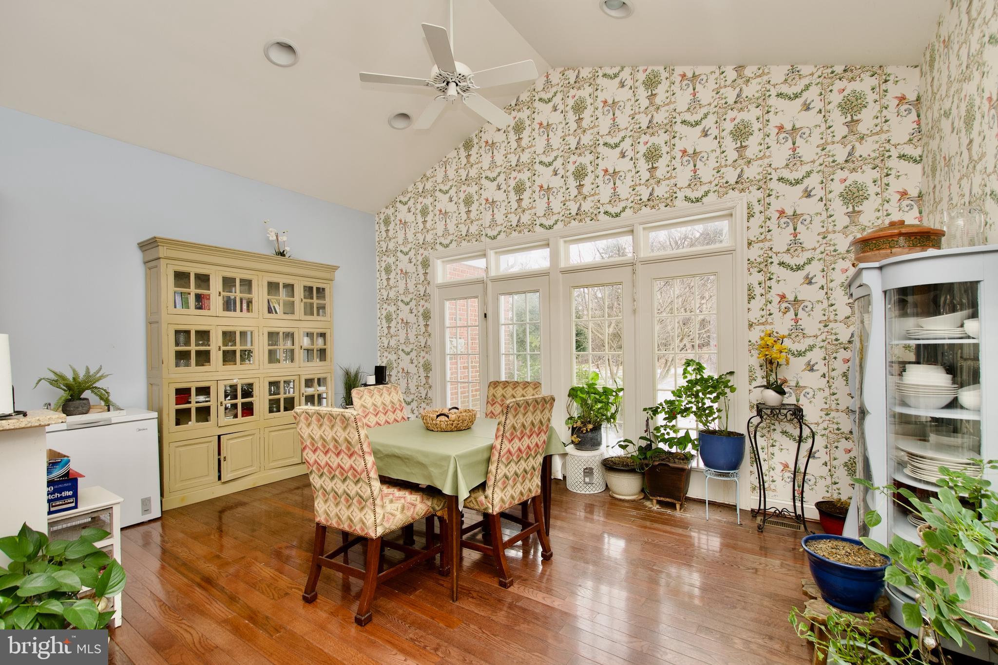 CAVES VALLEY - Residential