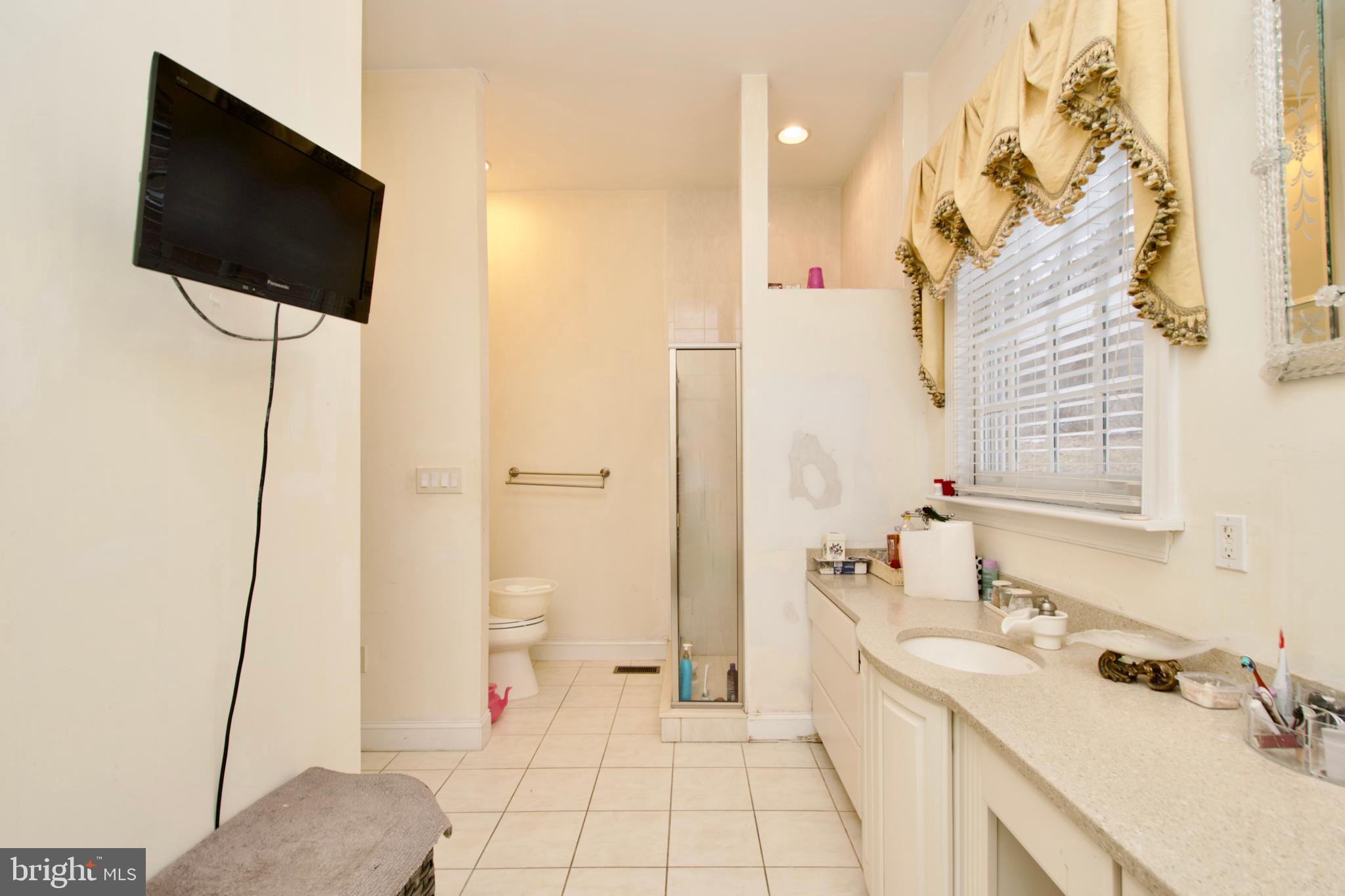 CAVES VALLEY - Residential