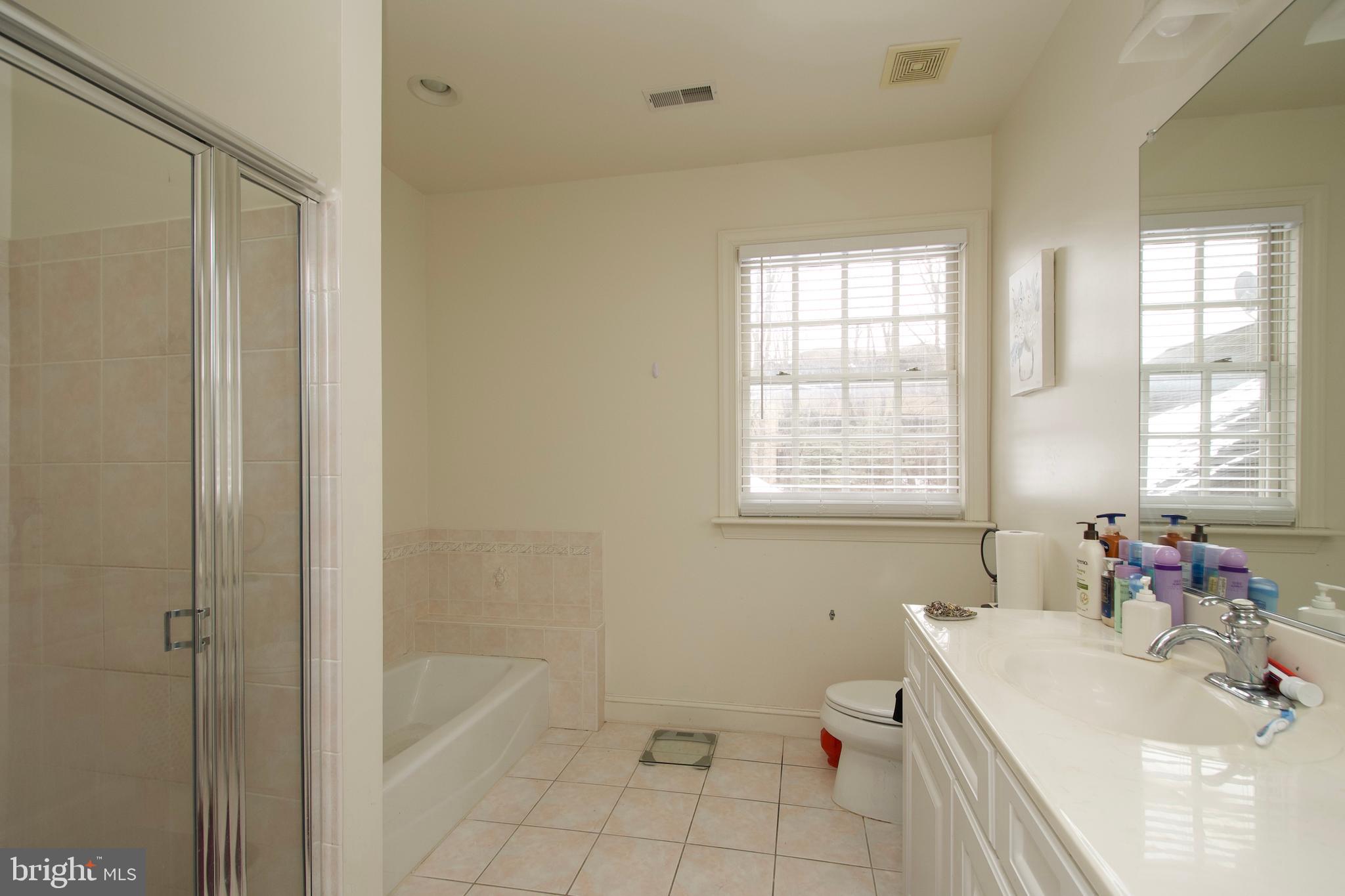 CAVES VALLEY - Residential