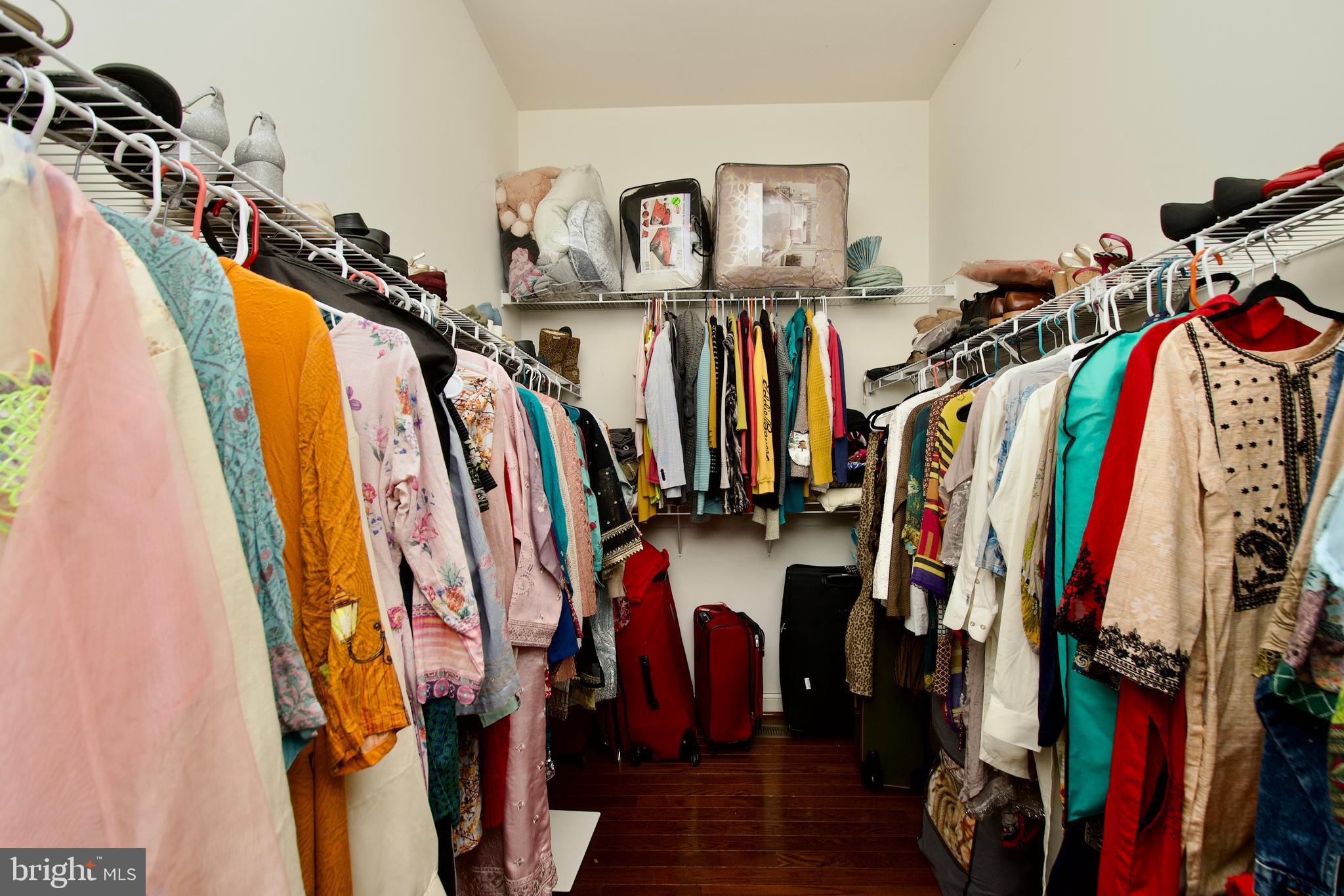 CAVES VALLEY - Residential