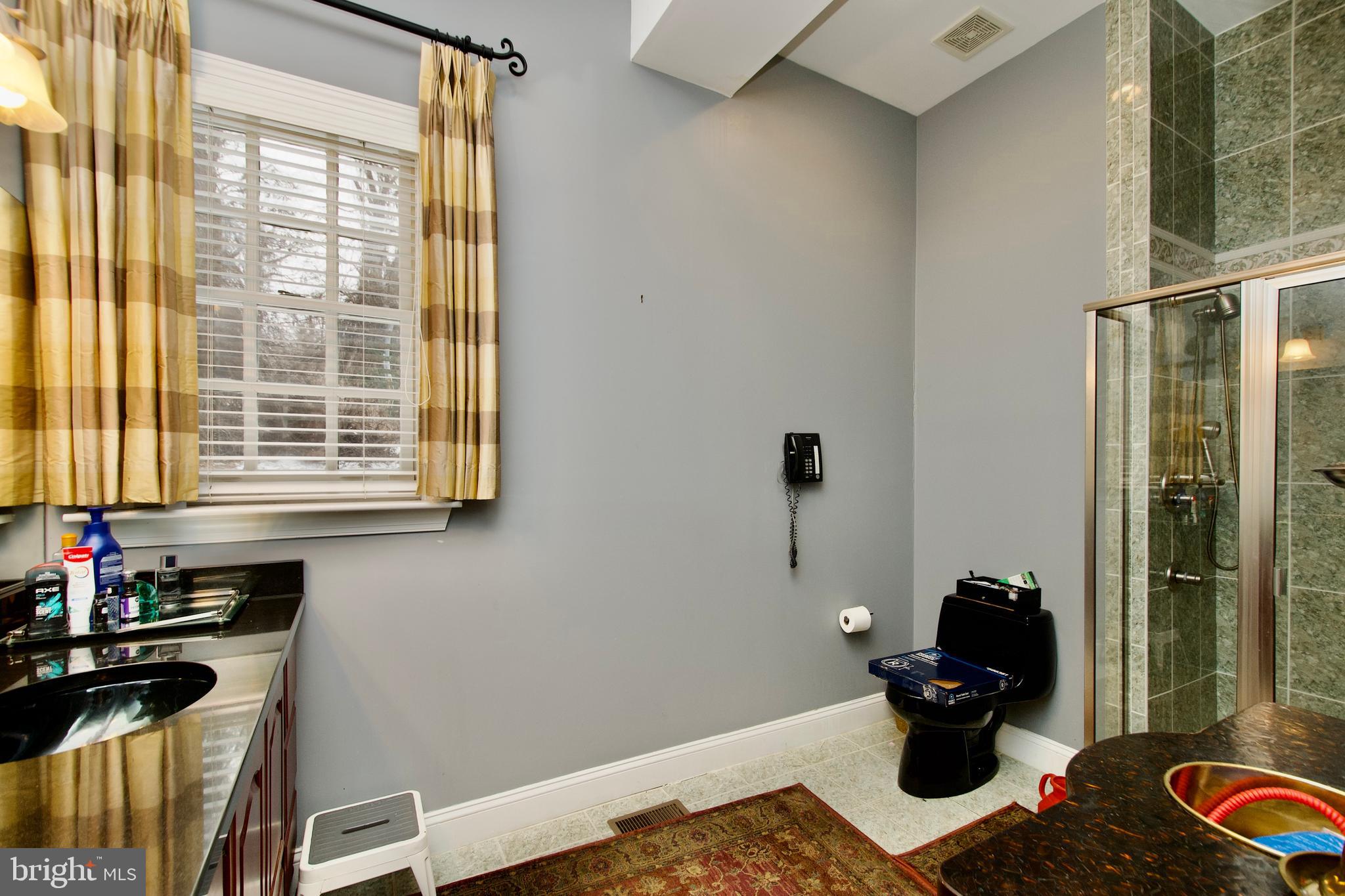 CAVES VALLEY - Residential