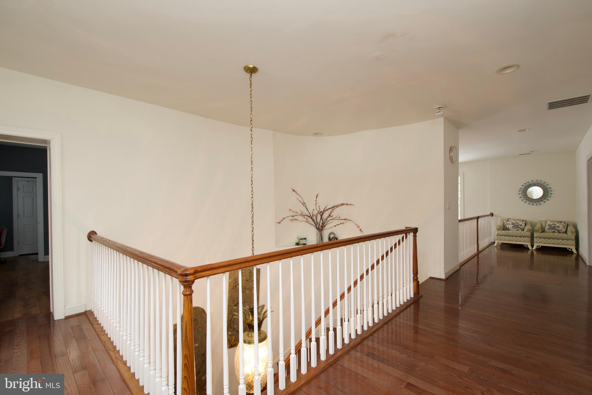 CAVES VALLEY - Residential