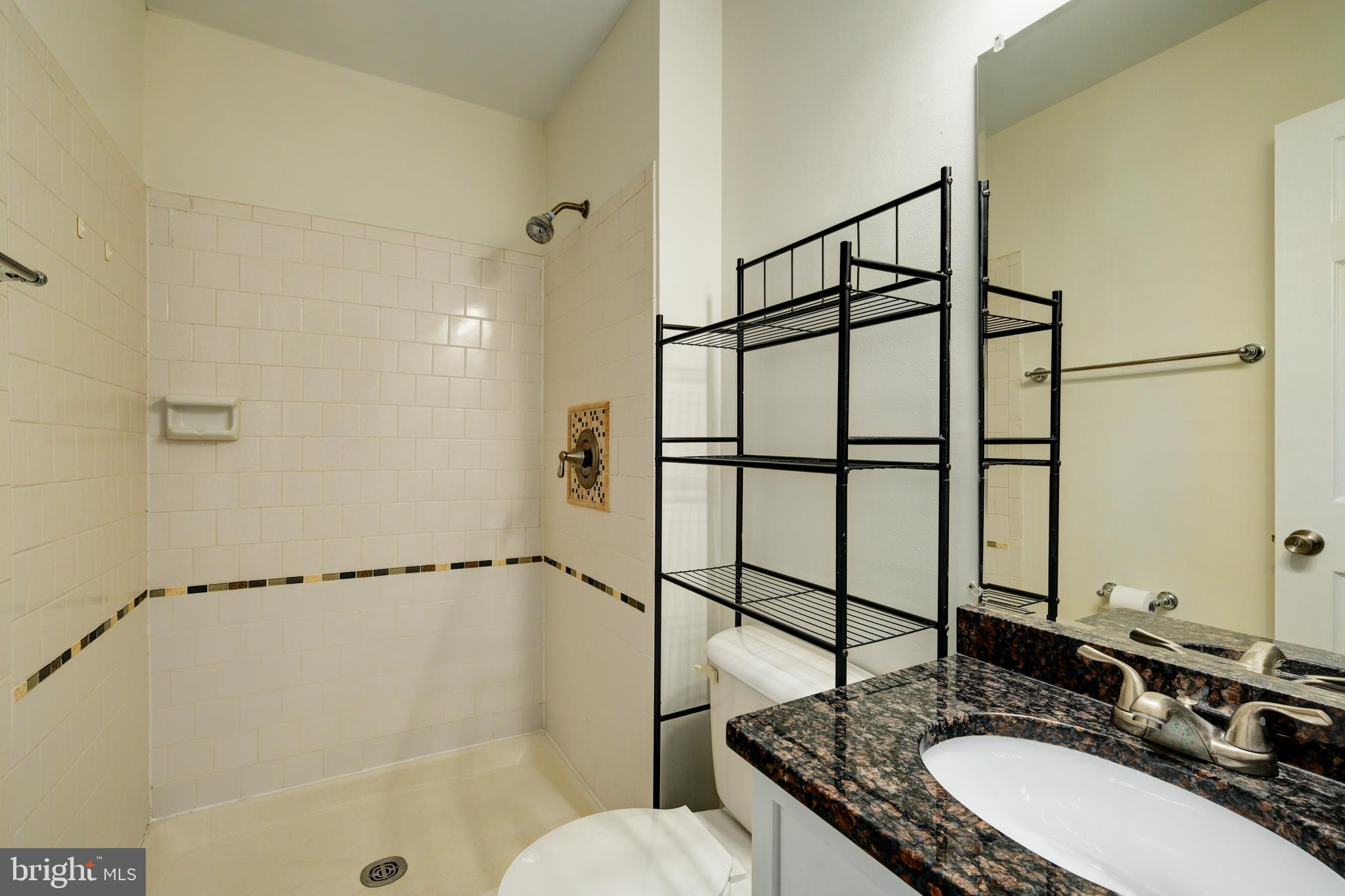 SHANNON STATION - Residential