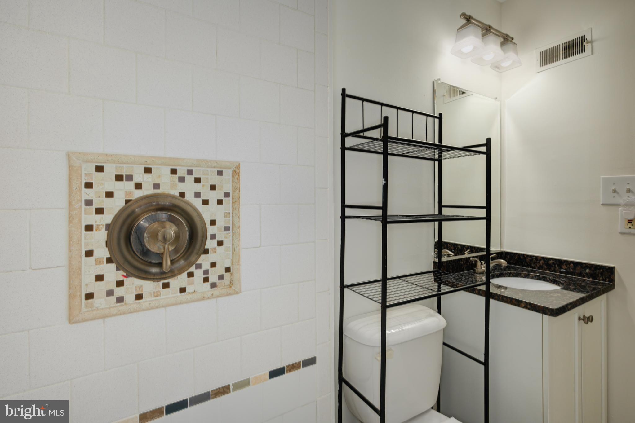 SHANNON STATION - Residential