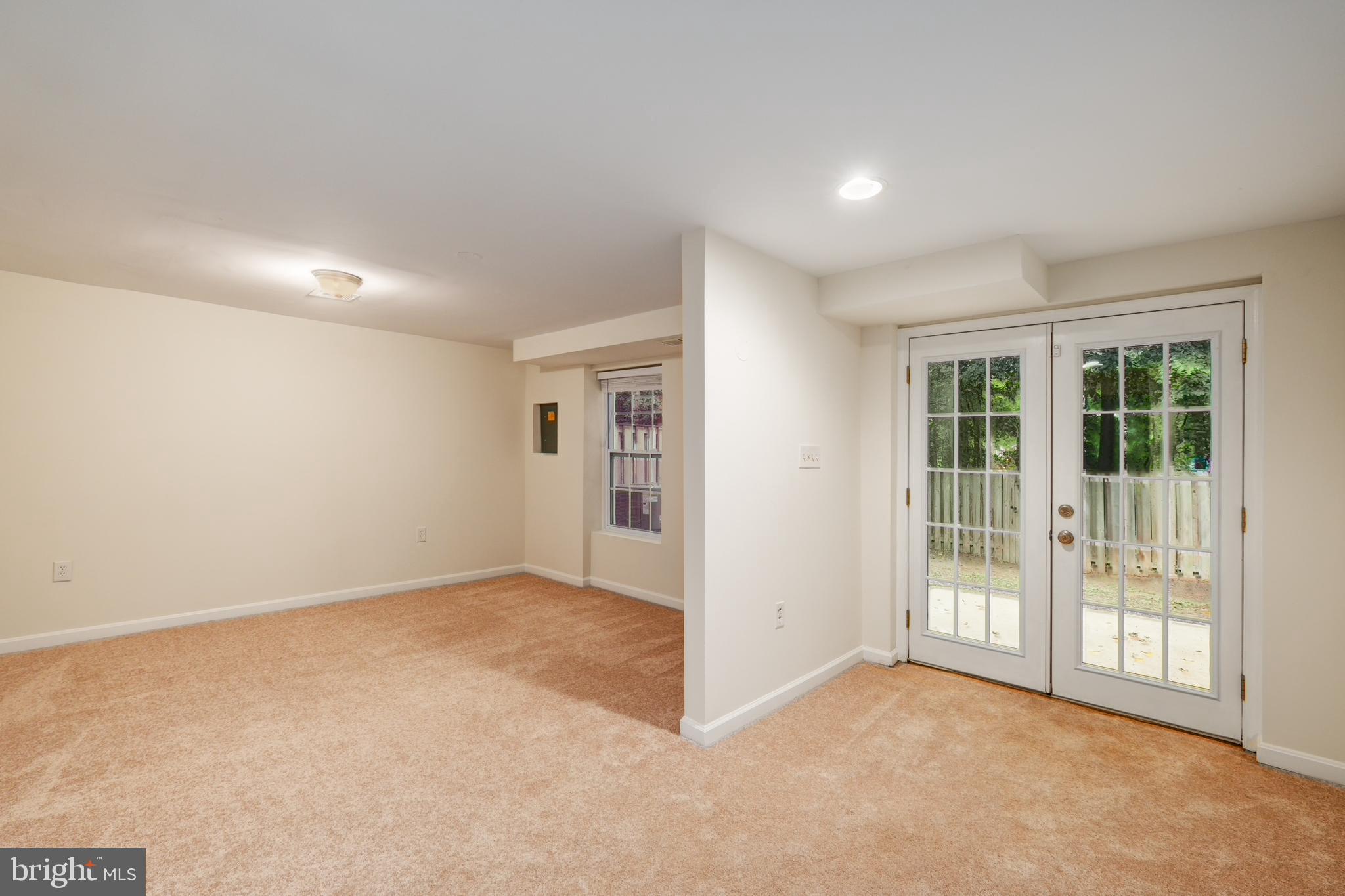 SHANNON STATION - Residential