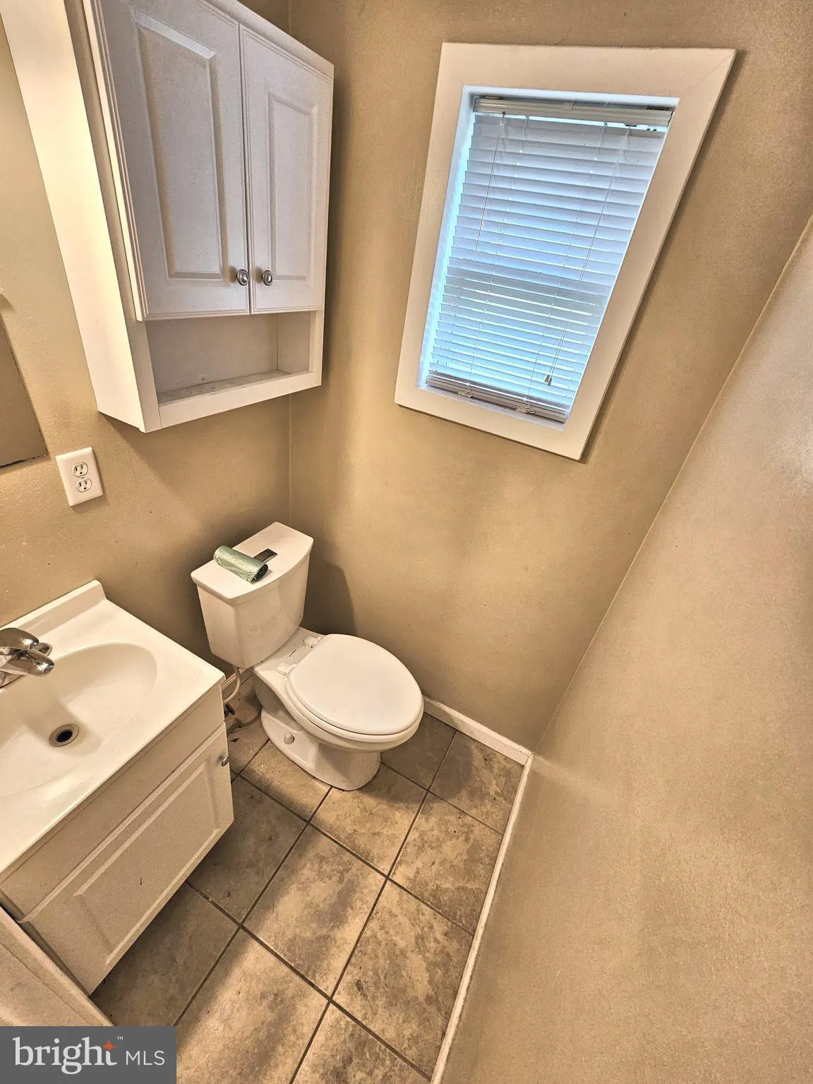 Lancaster, Pennsylvania 17603, United States, 2 Bedrooms Bedrooms, ,2 BathroomsBathrooms,Residential,Pending,148748