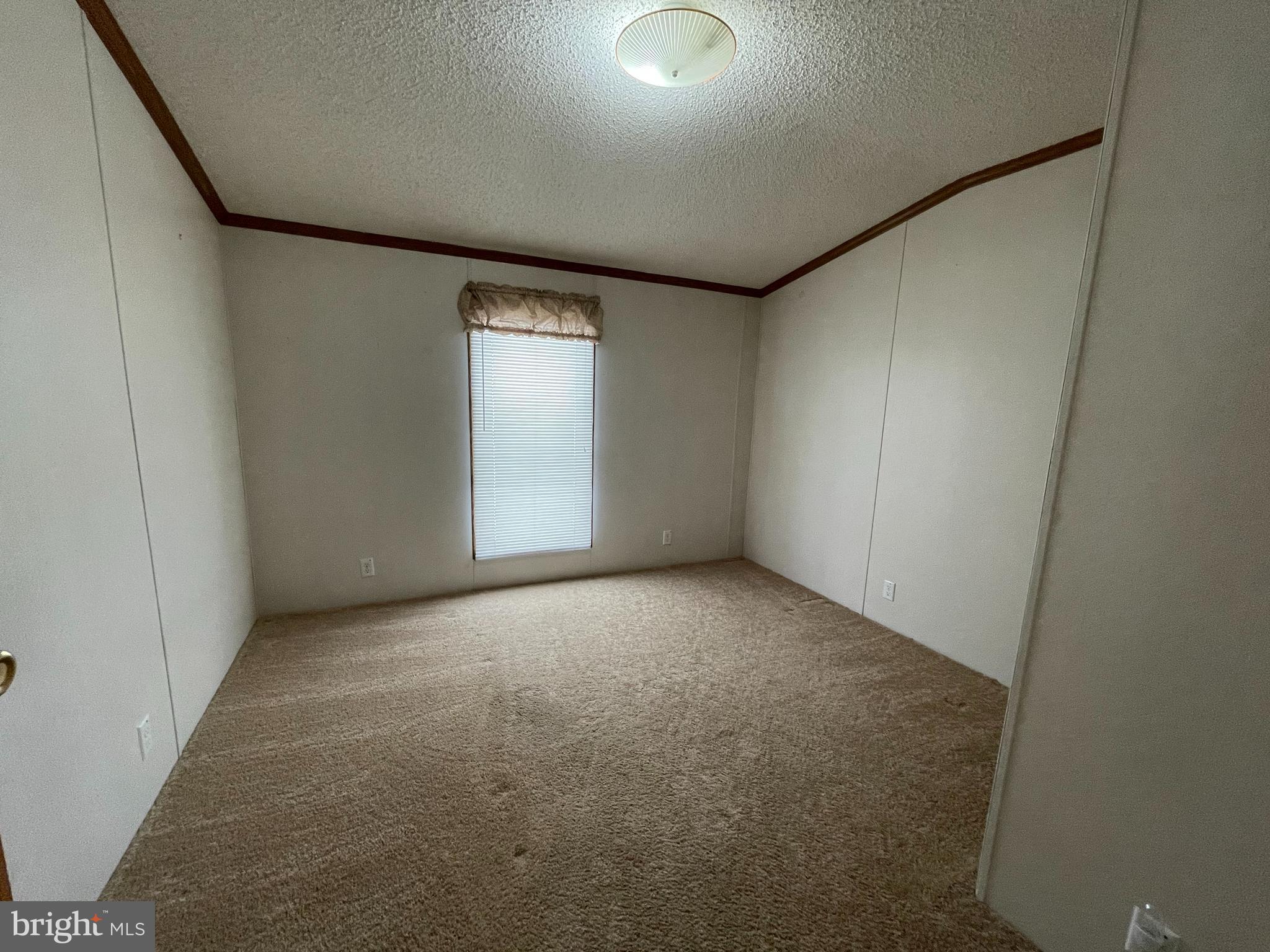 COUNTRY ACRES GOLDEN MHP - Residential