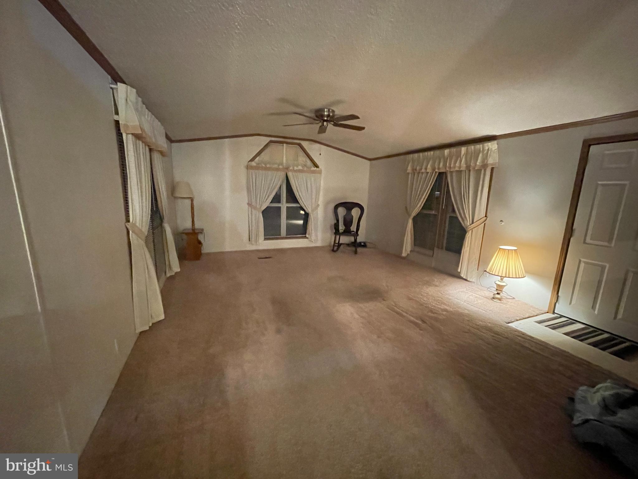 COUNTRY ACRES GOLDEN MHP - Residential