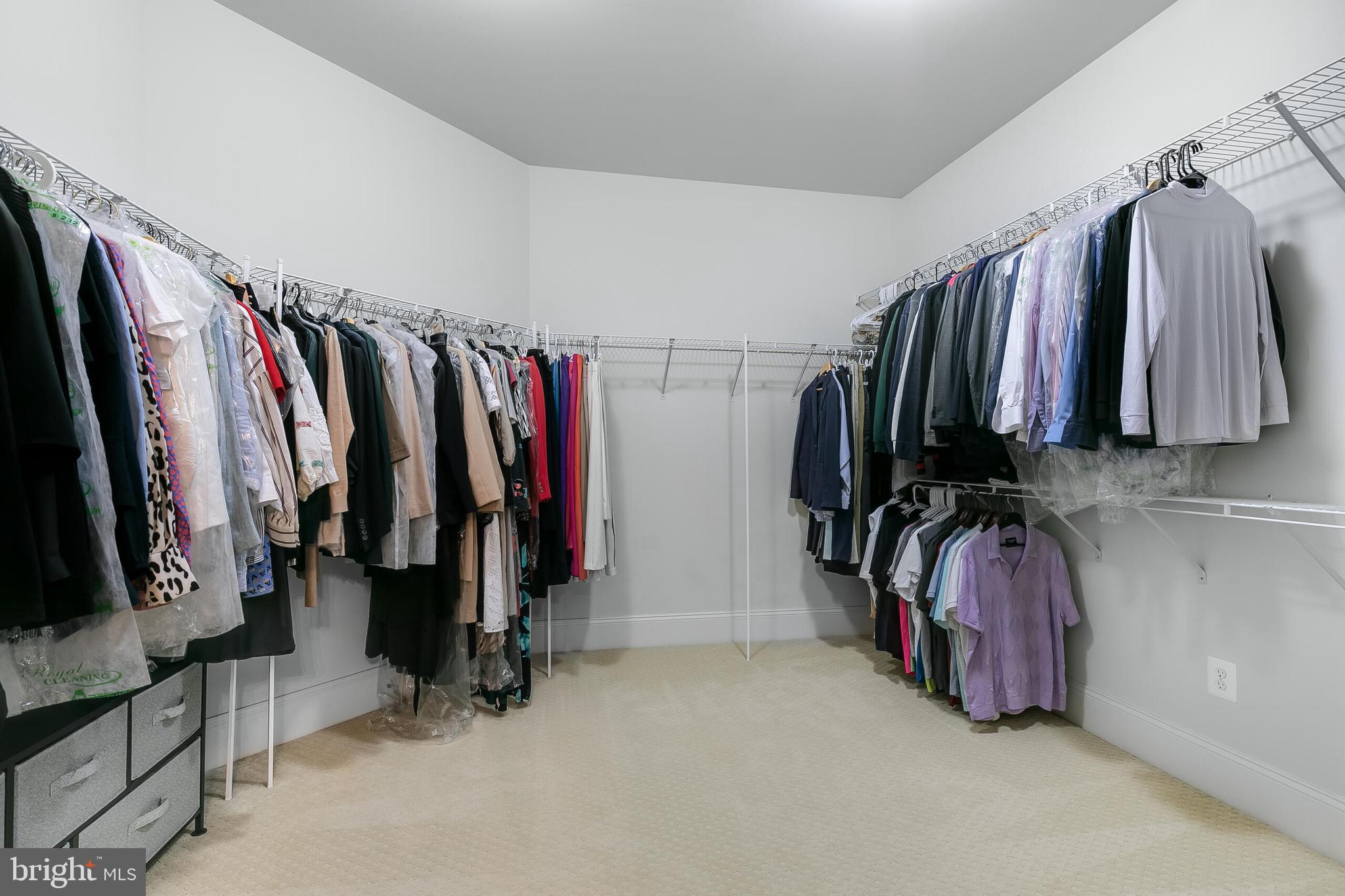 BELMONT COUNTRY CLUB - Residential