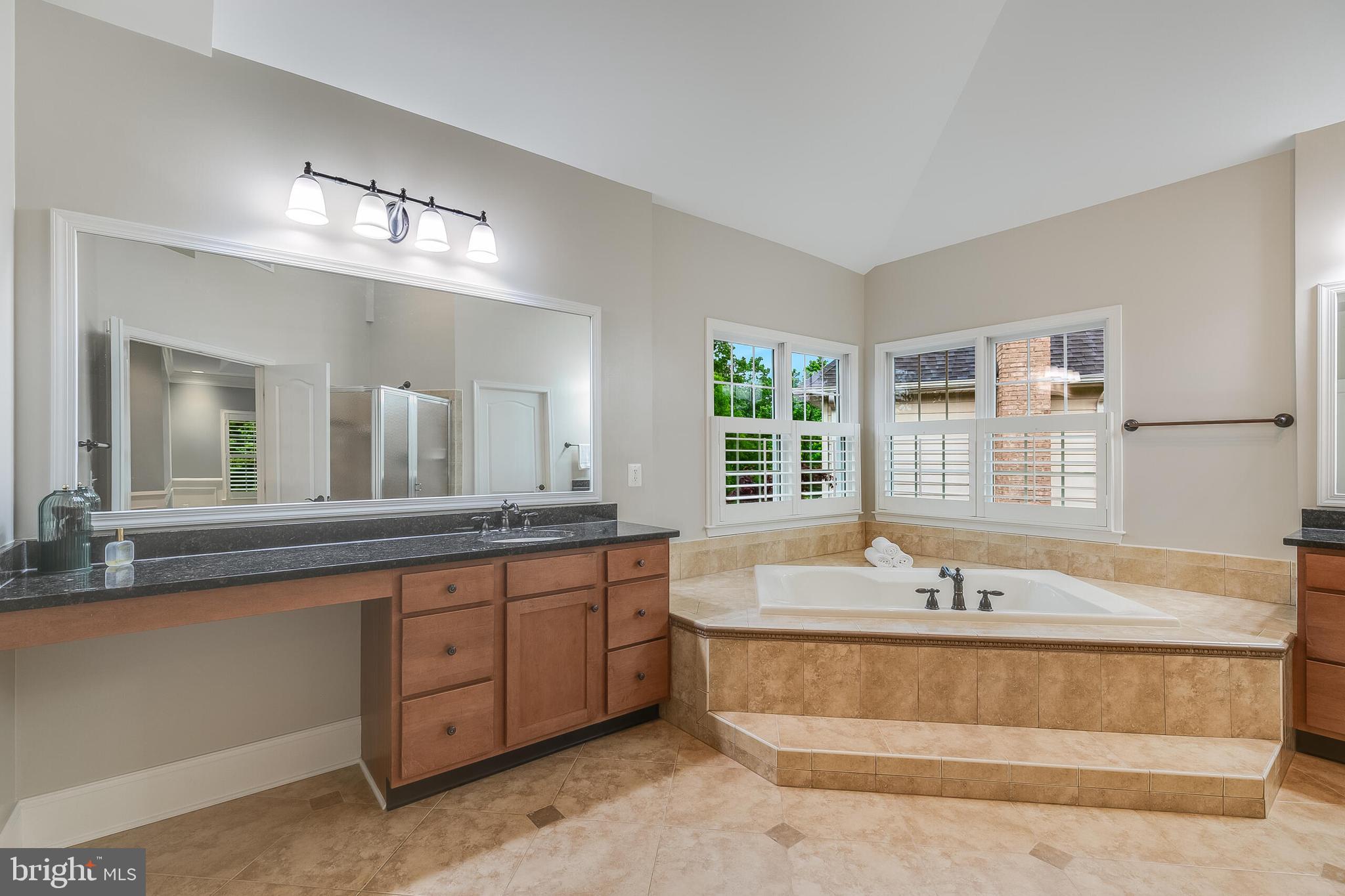 BELMONT COUNTRY CLUB - Residential