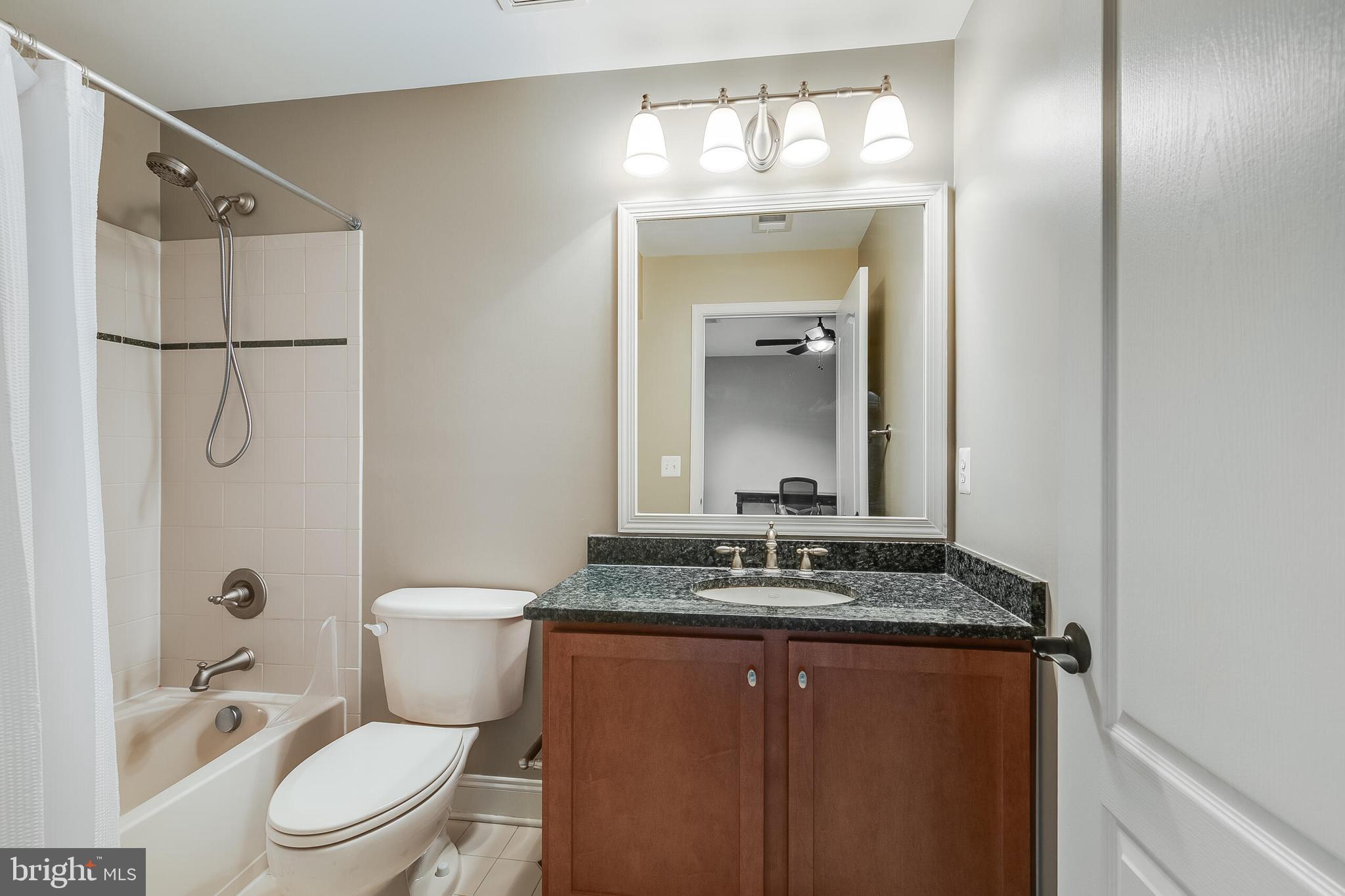 BELMONT COUNTRY CLUB - Residential