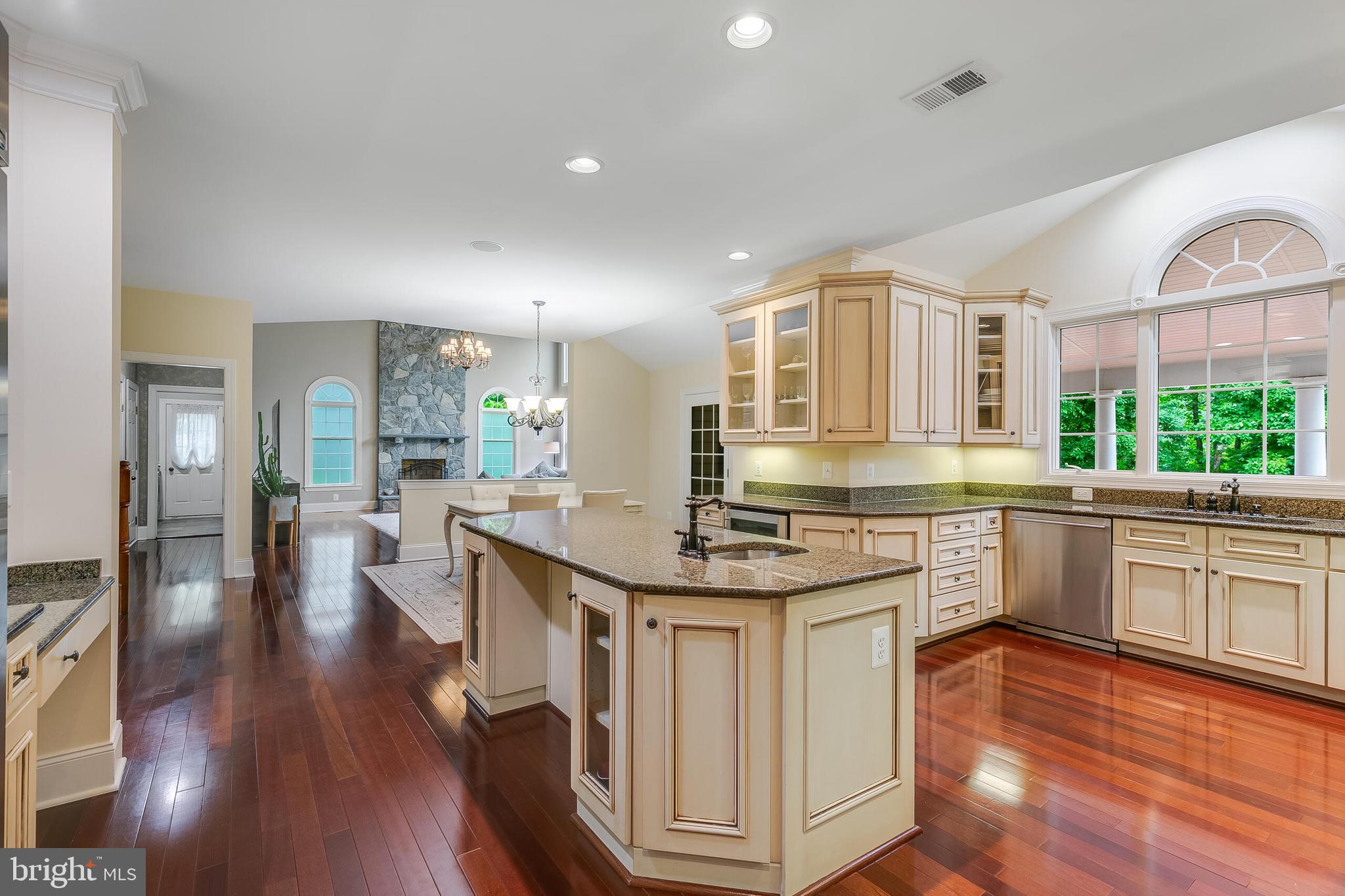 BELMONT COUNTRY CLUB - Residential