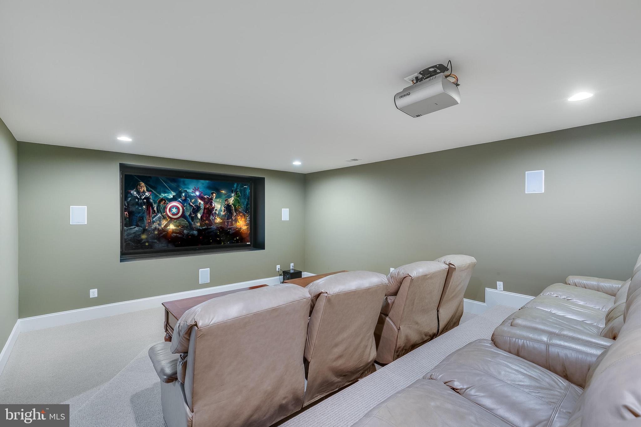 BELMONT COUNTRY CLUB - Residential