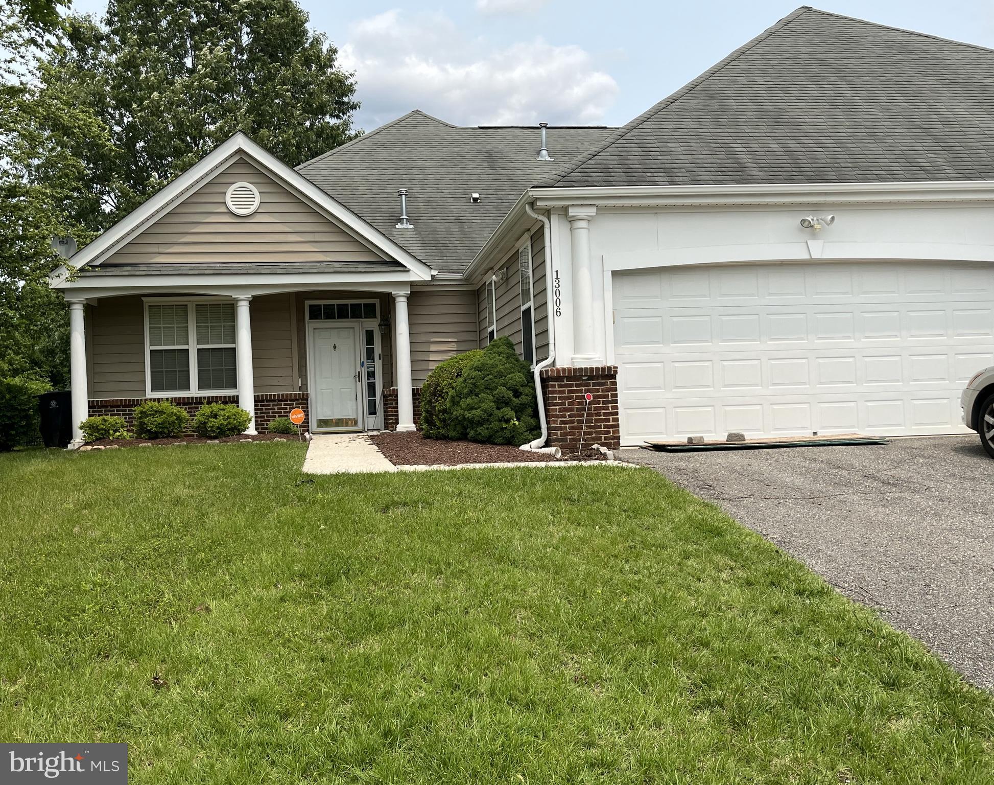 Nicely kept home with many upgrades. Currently under a very sketchy contract. If closing does not occur on November 6th home will be fully available for rent furnished or unfurnished. Stay tuned