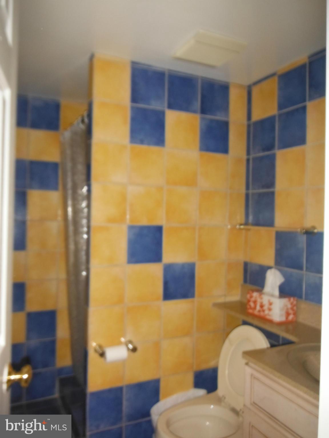 RED COAT WOODS - Residential Lease