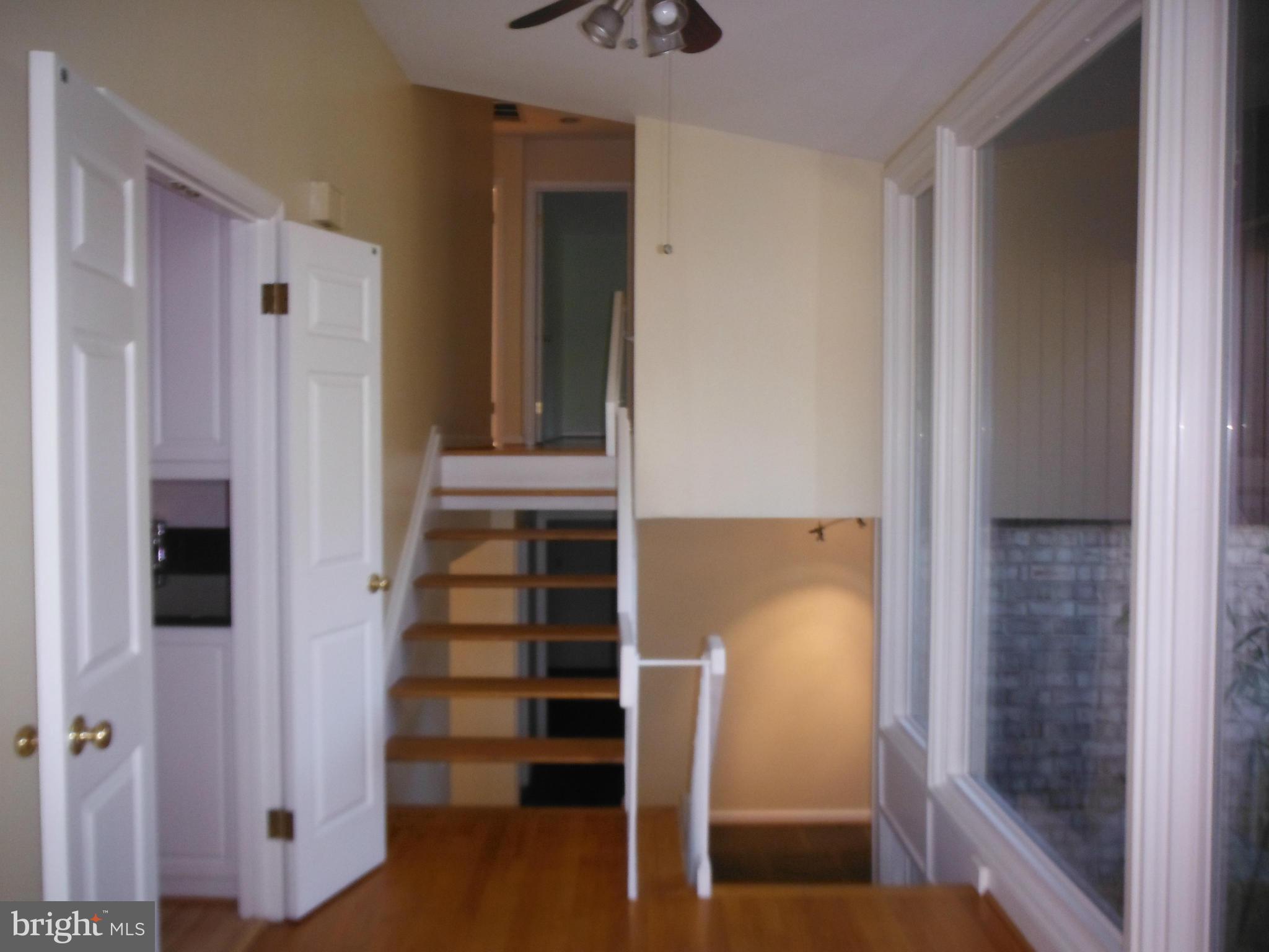 RED COAT WOODS - Residential Lease