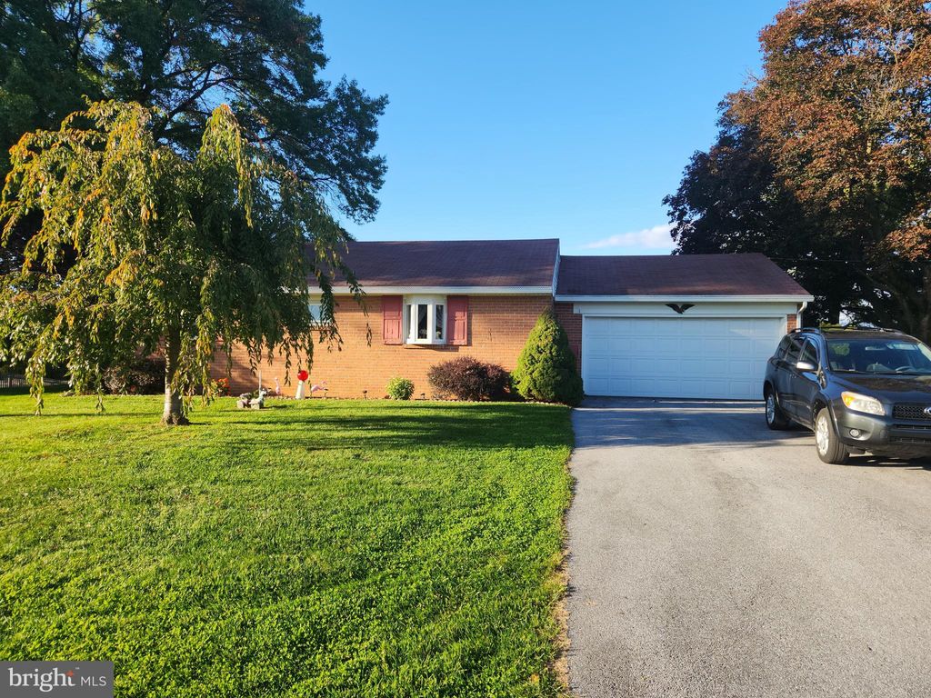 Photo of 1523 Hollywood Avenue, Lititz, PA 17543 (MLS # PALA2043062)