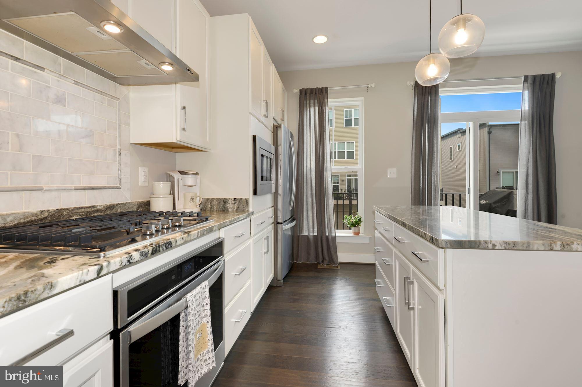 BRAMBLETON TOWN CENTER SOUTH - Residential