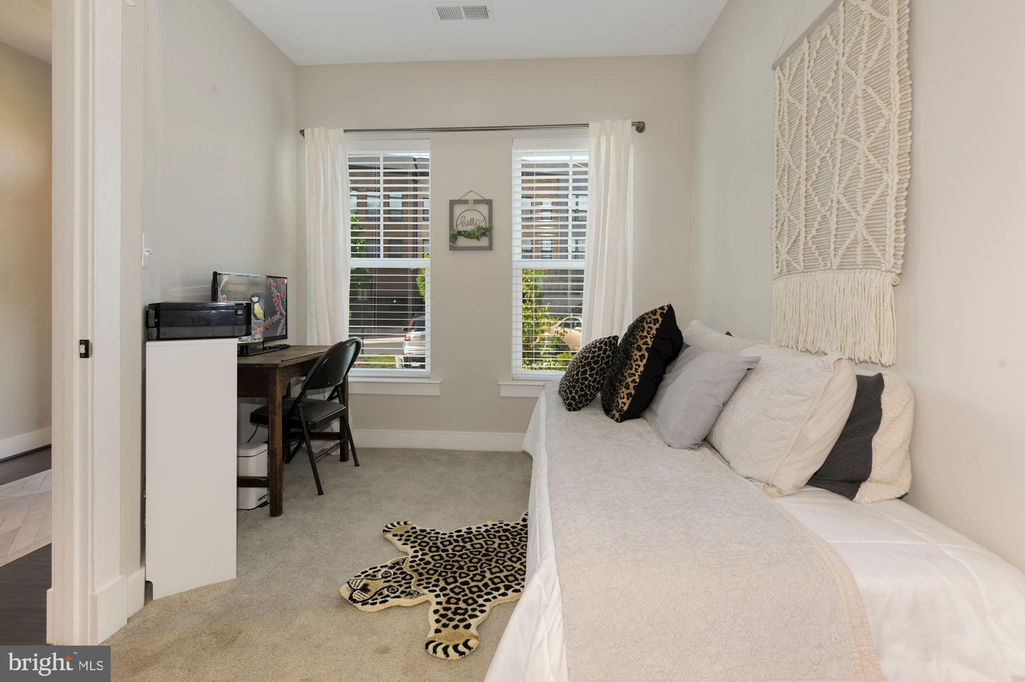 BRAMBLETON TOWN CENTER SOUTH - Residential