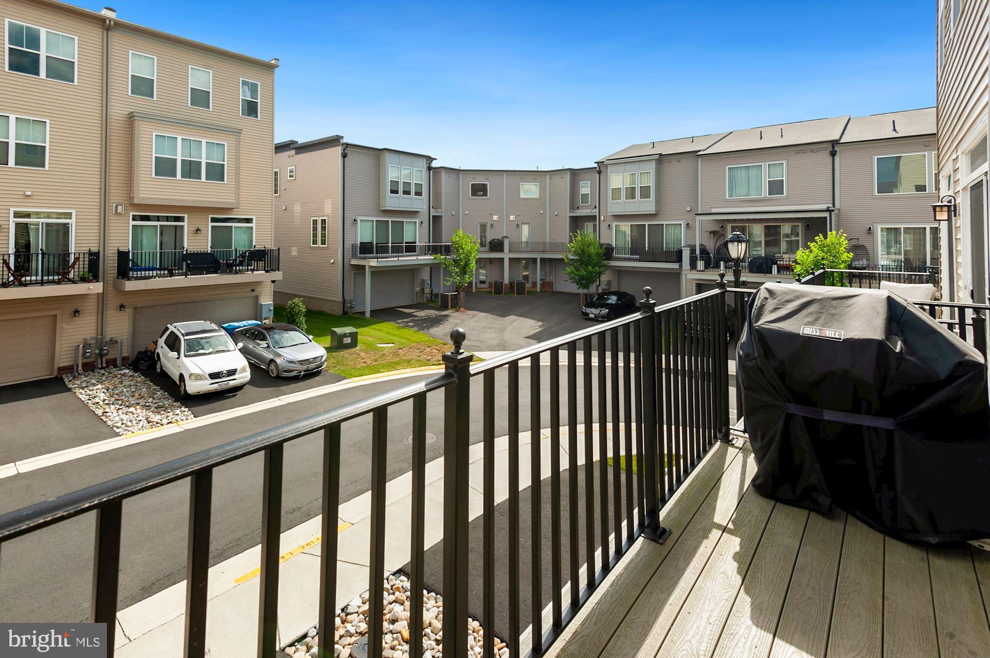 BRAMBLETON TOWN CENTER SOUTH - Residential