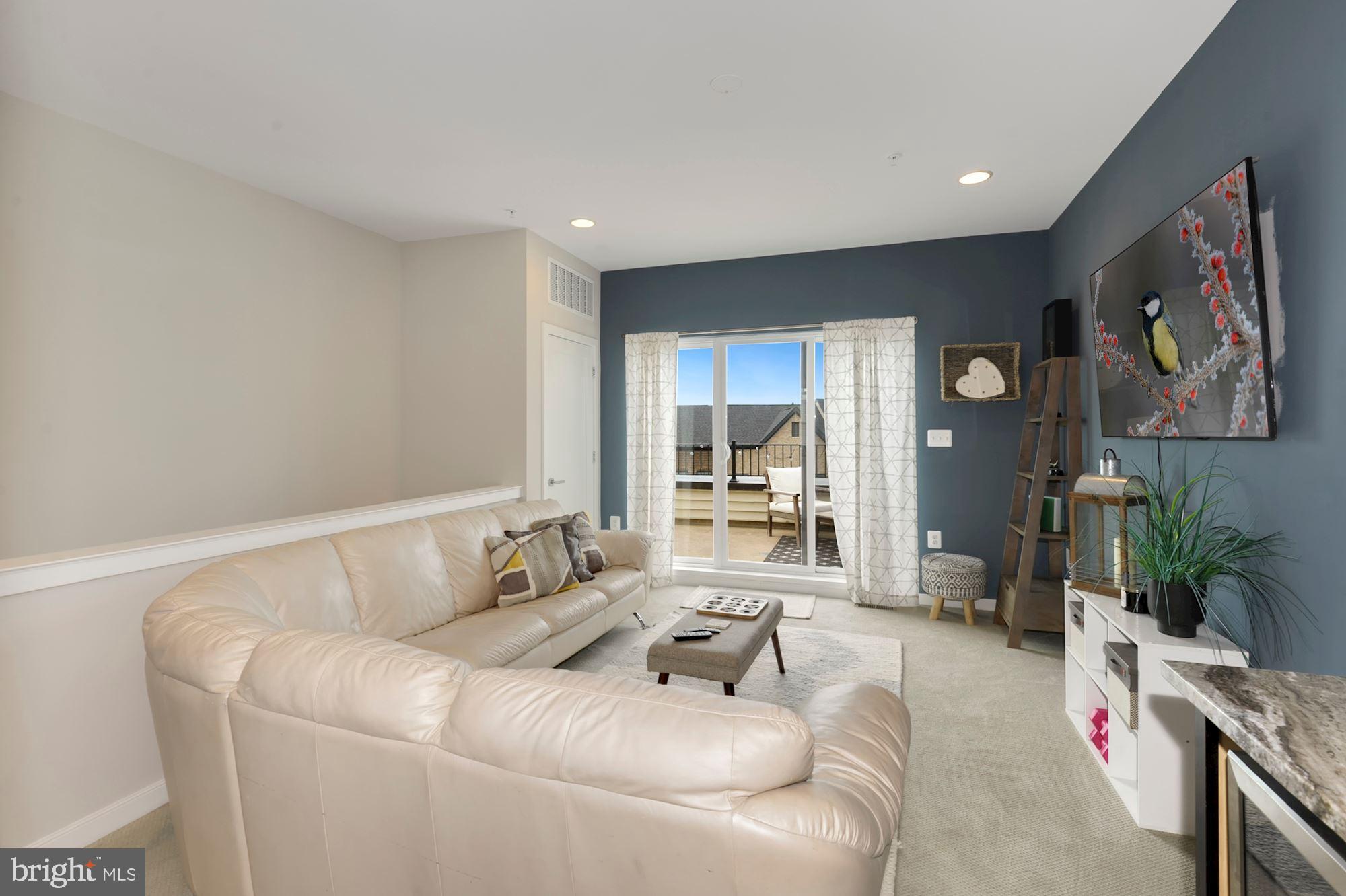 BRAMBLETON TOWN CENTER SOUTH - Residential