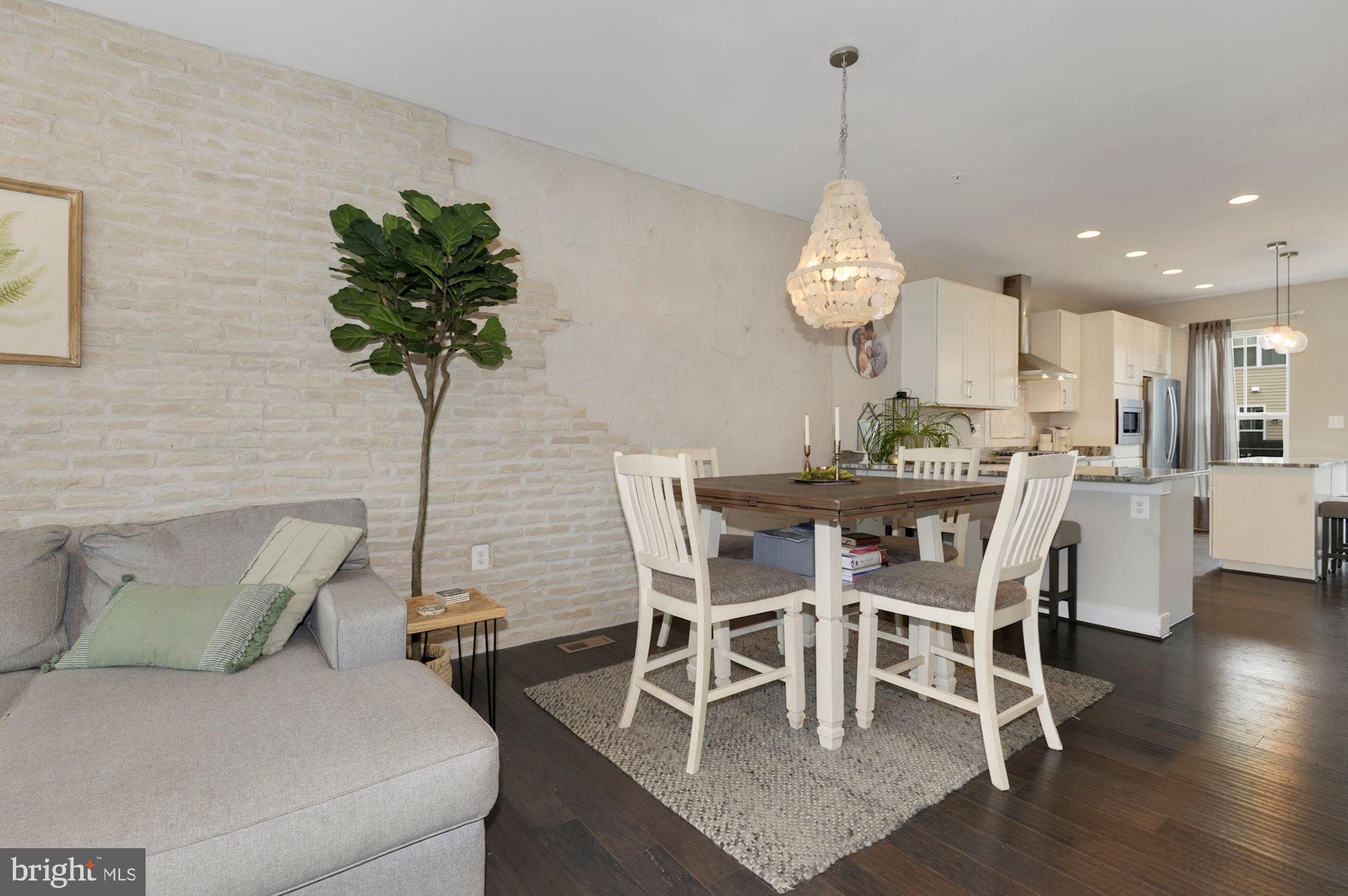 BRAMBLETON TOWN CENTER SOUTH - Residential