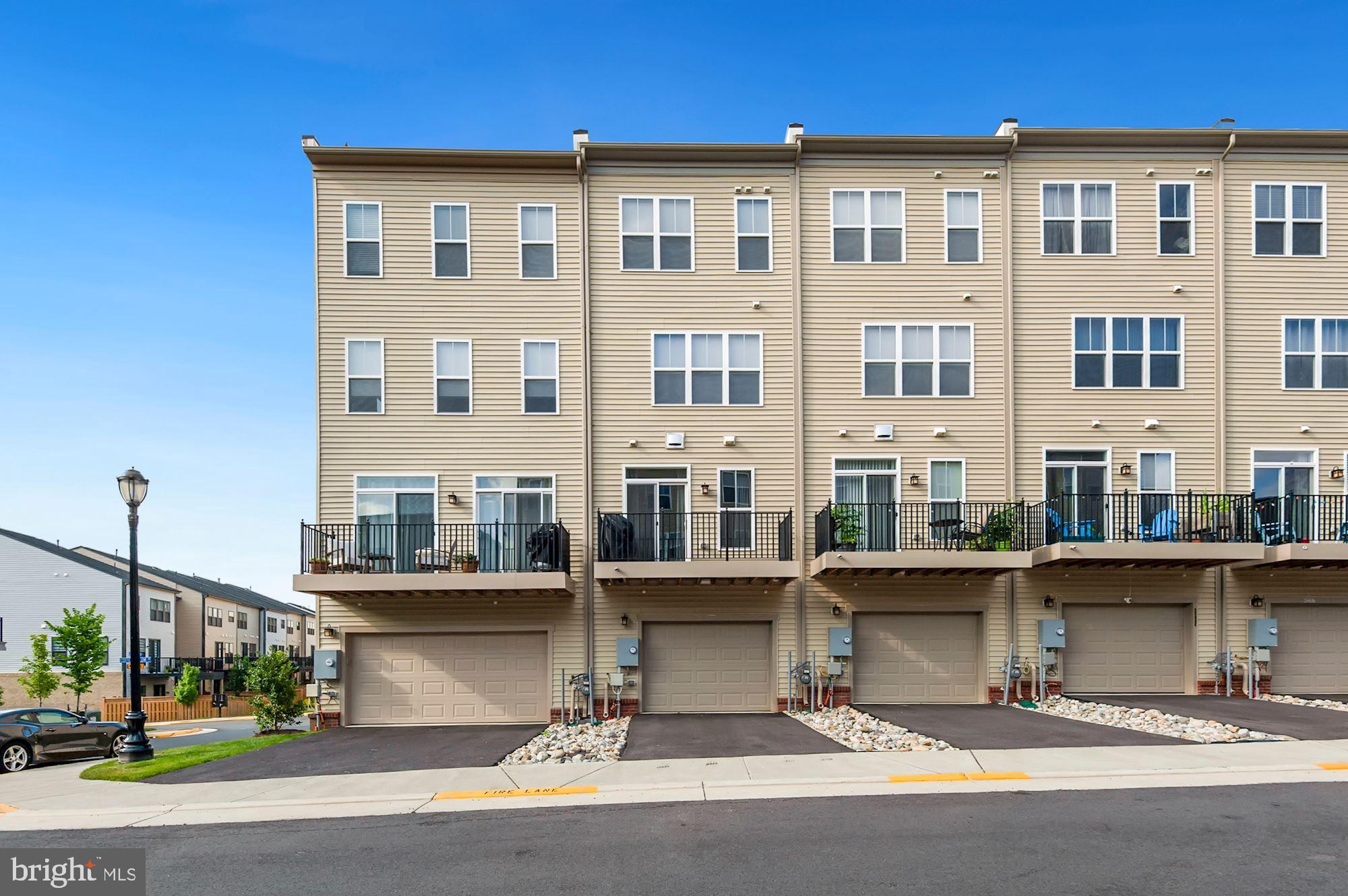 BRAMBLETON TOWN CENTER SOUTH - Residential