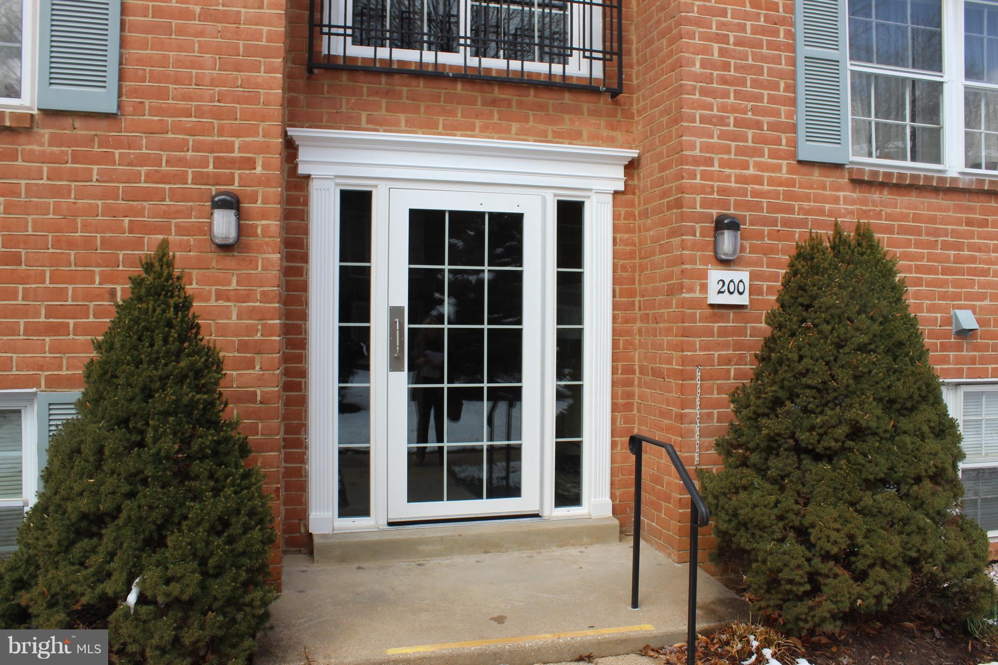 HICKORY HILLS CONDOMINIUMS - Residential