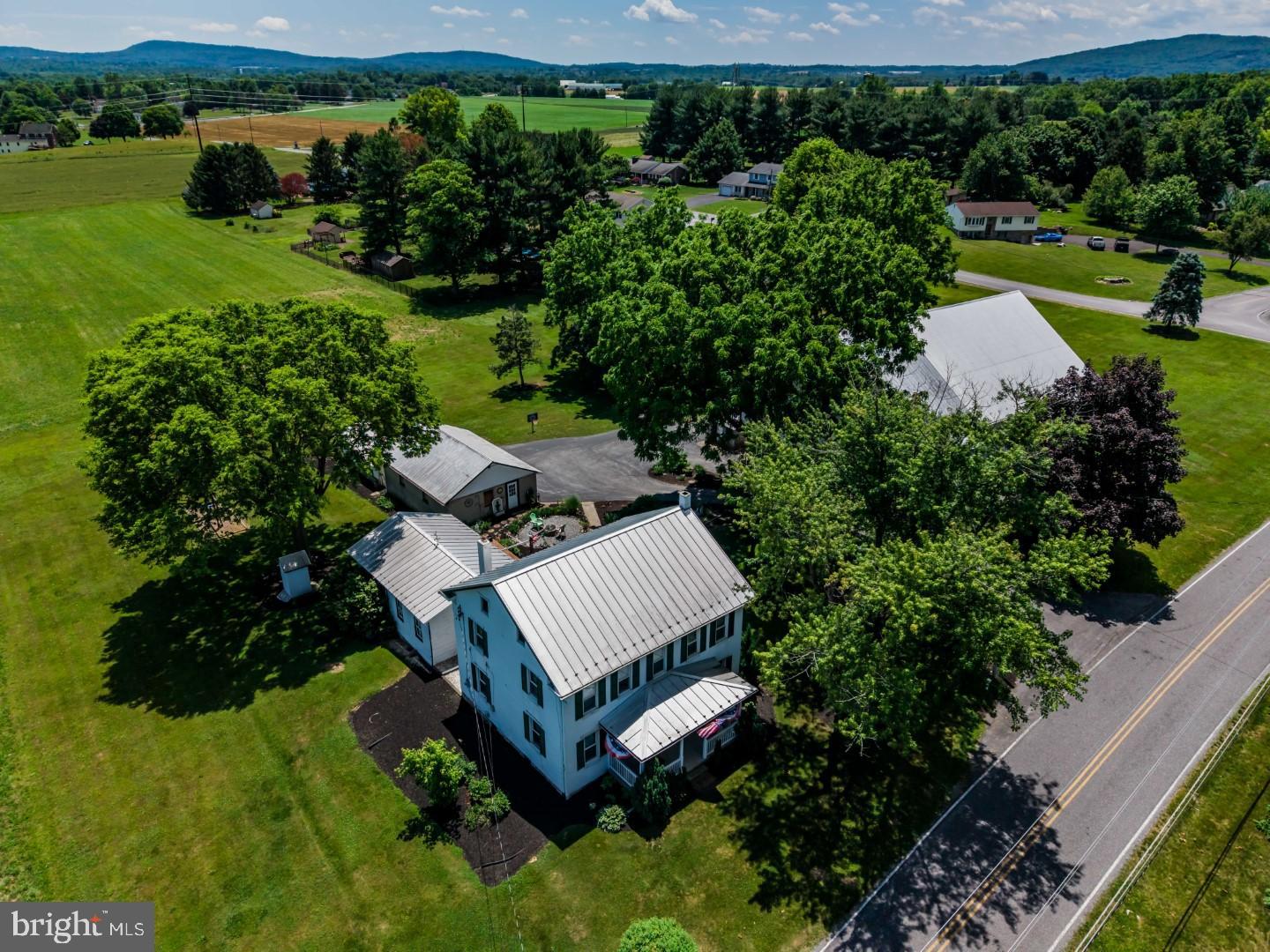 895 EPPLEY ROAD