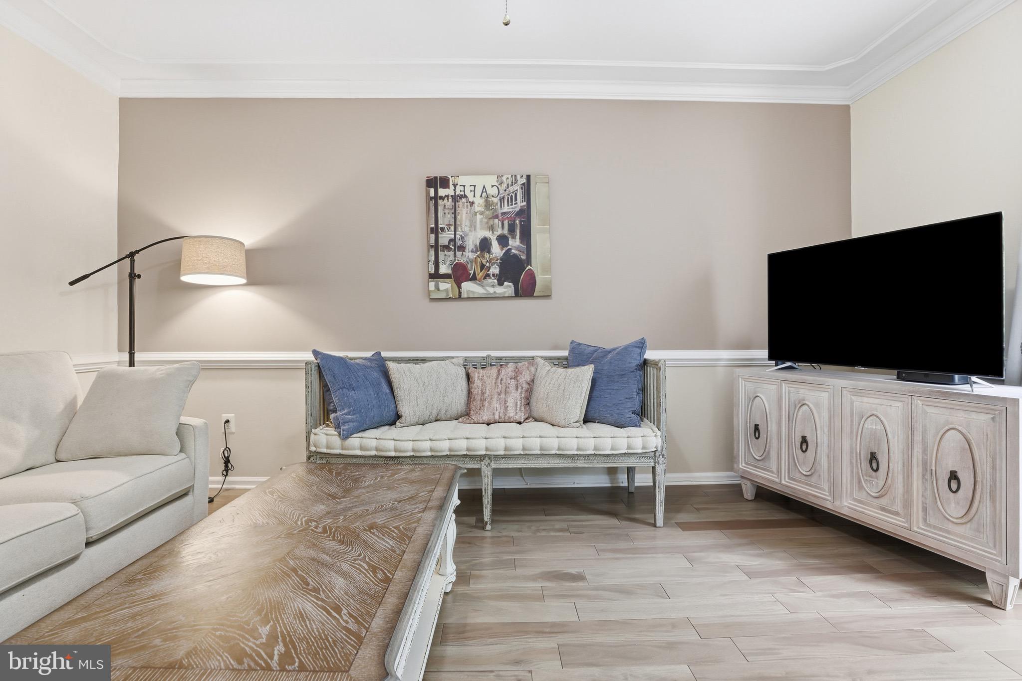 LOWES ISLAND/CASCADES - Residential Lease