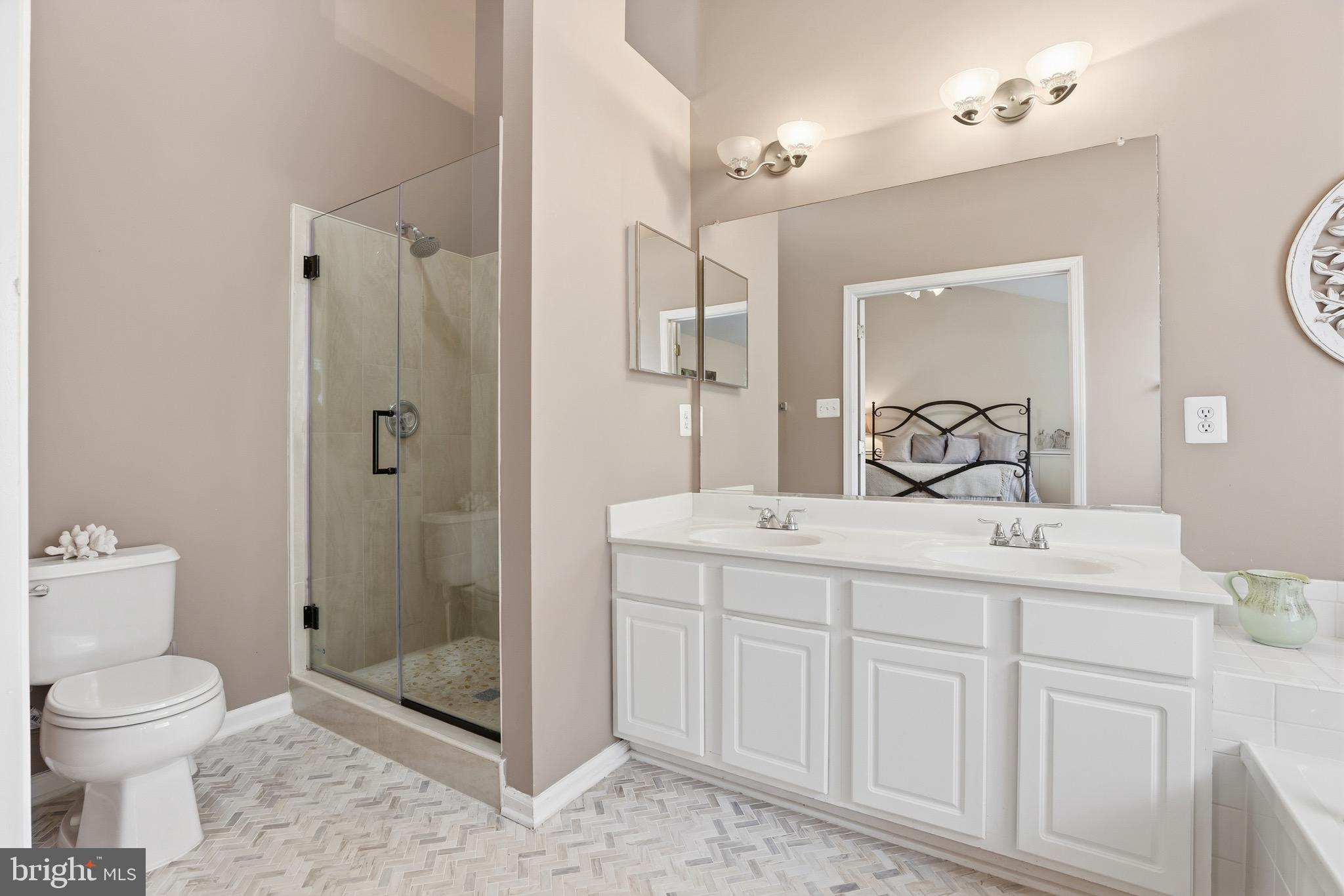 LOWES ISLAND/CASCADES - Residential Lease