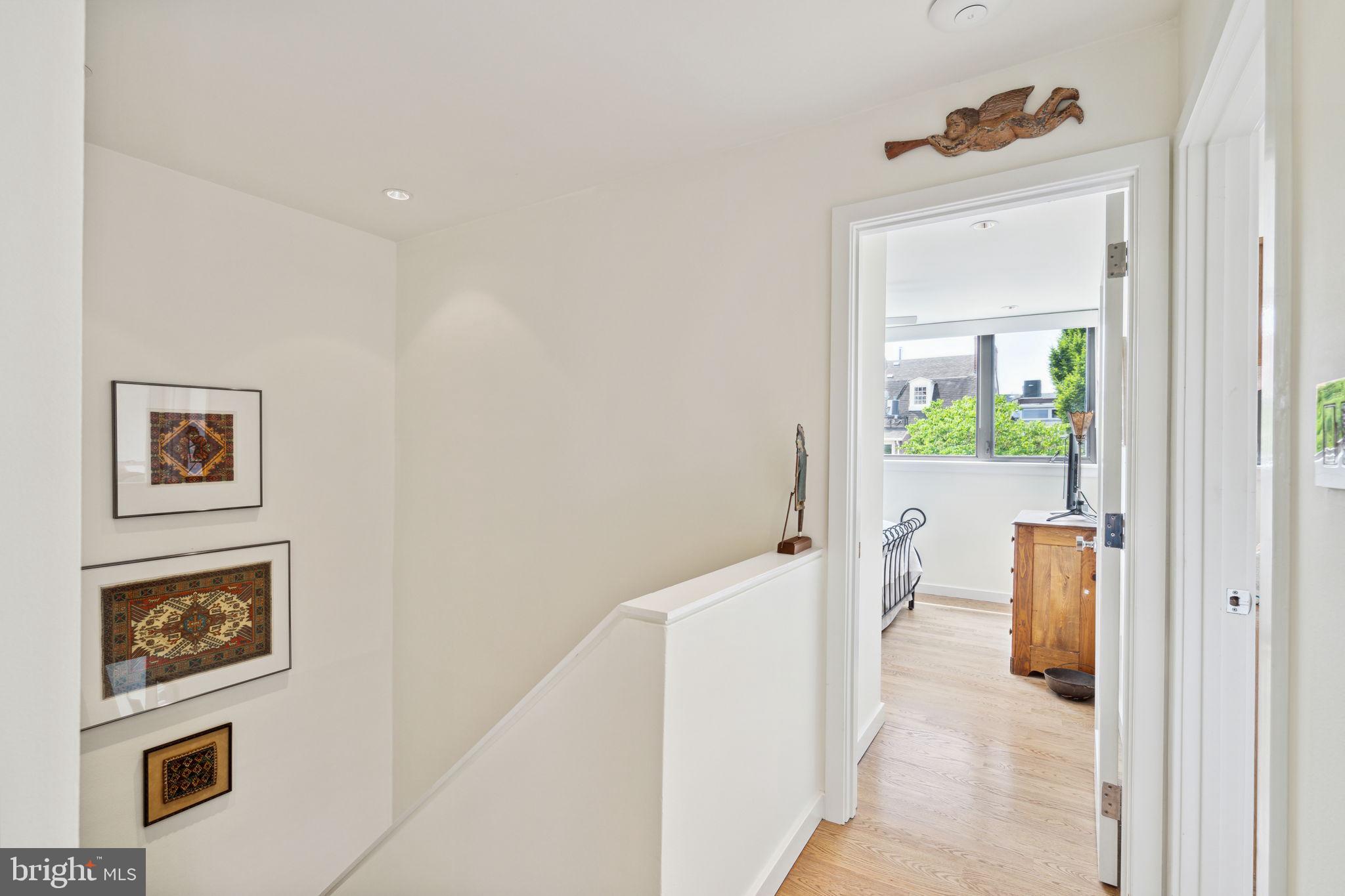 SOCIETY HILL - Residential