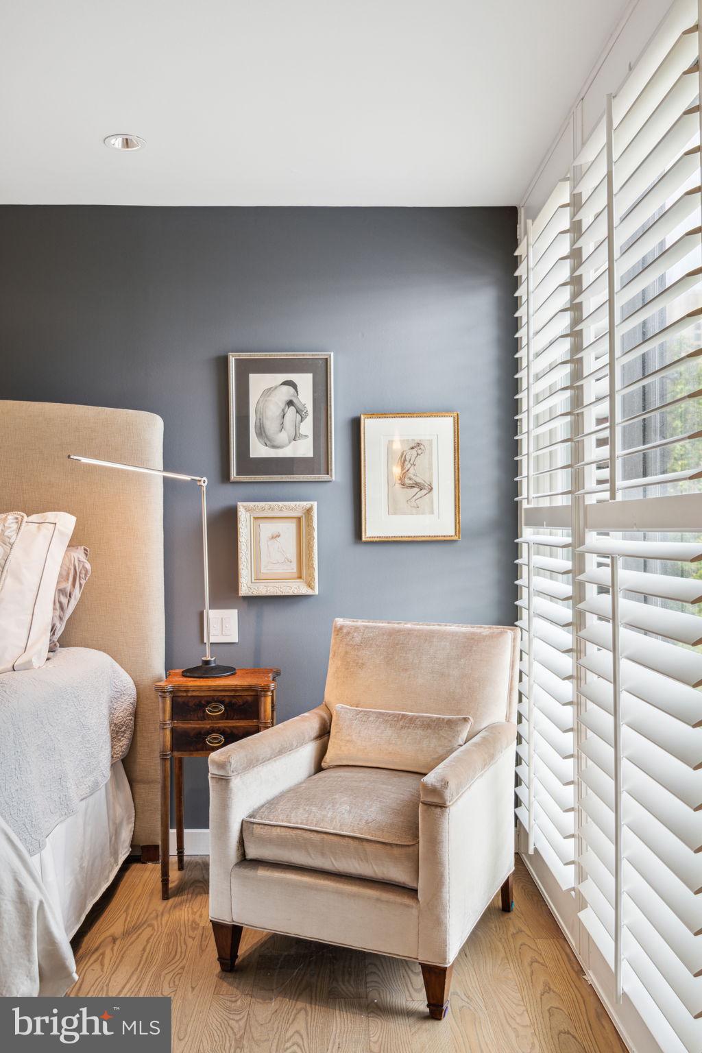 SOCIETY HILL - Residential