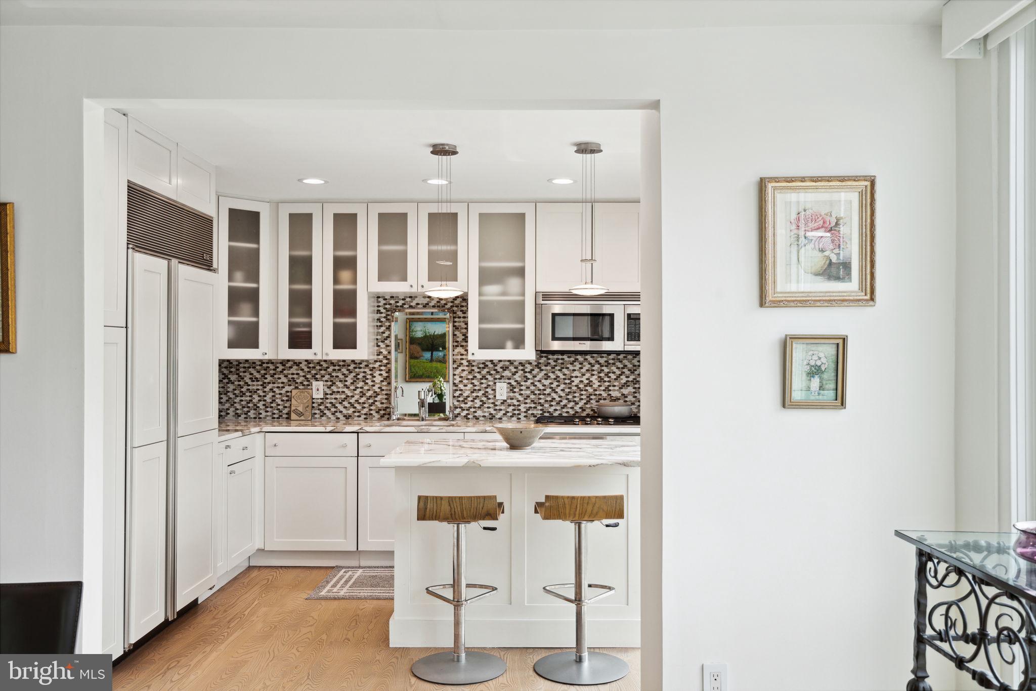 SOCIETY HILL - Residential