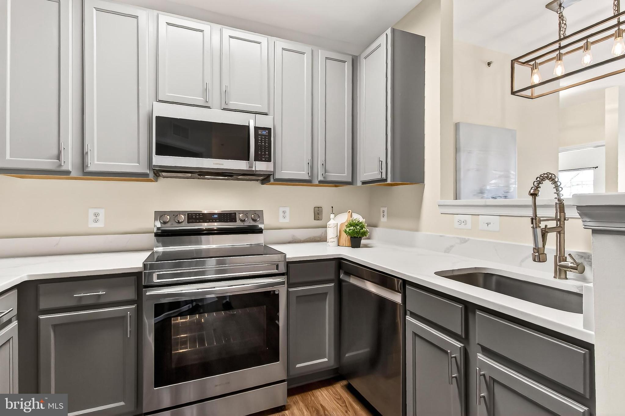 SUMMERFIELD - Residential