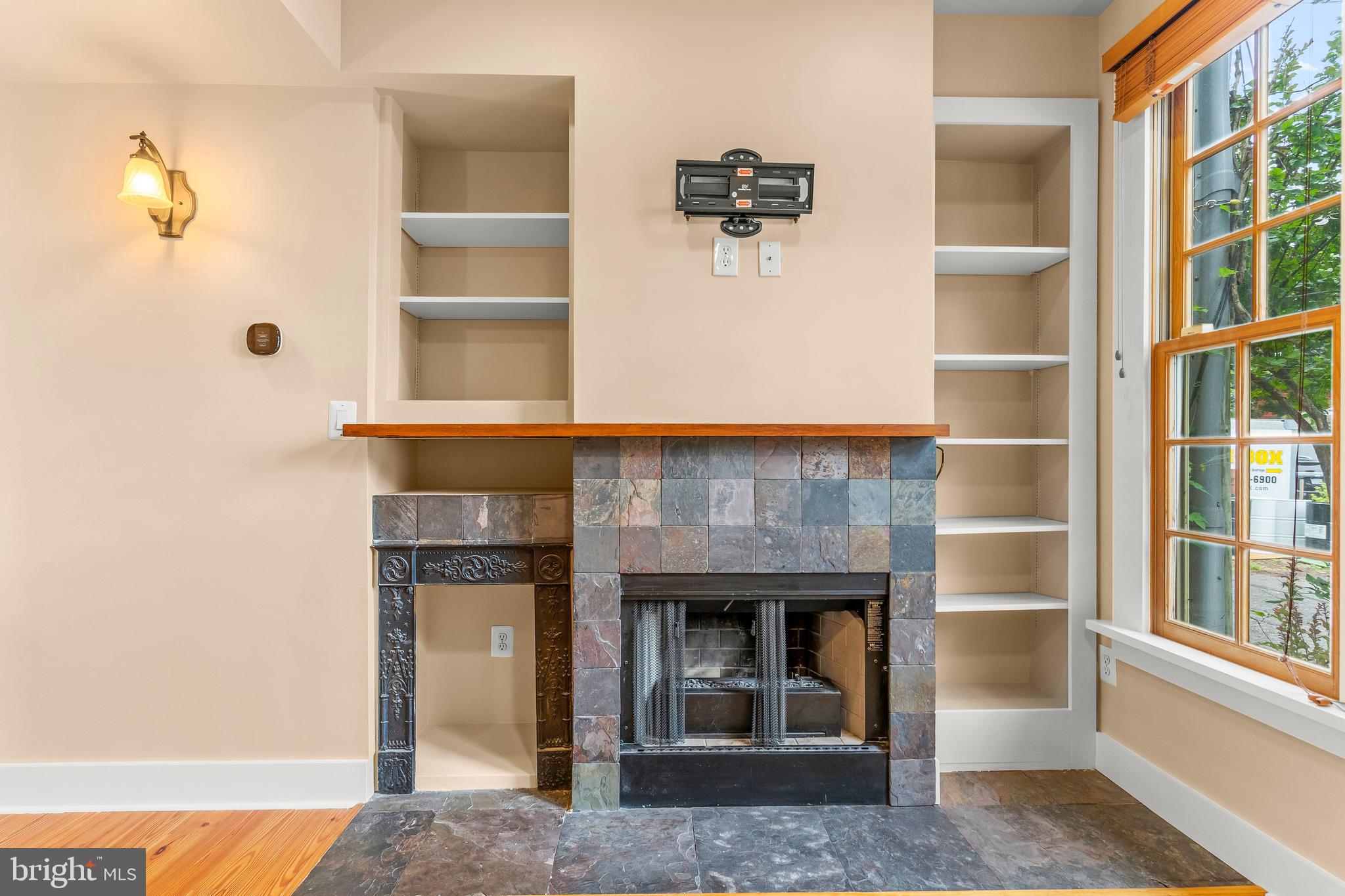 OLD TOWN - Residential Lease